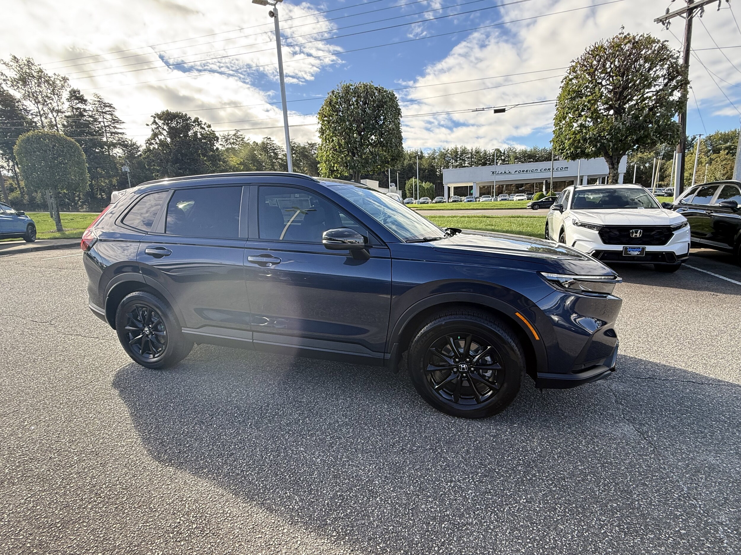 2026 Honda CR-V Hybrid Sport-L photo 2