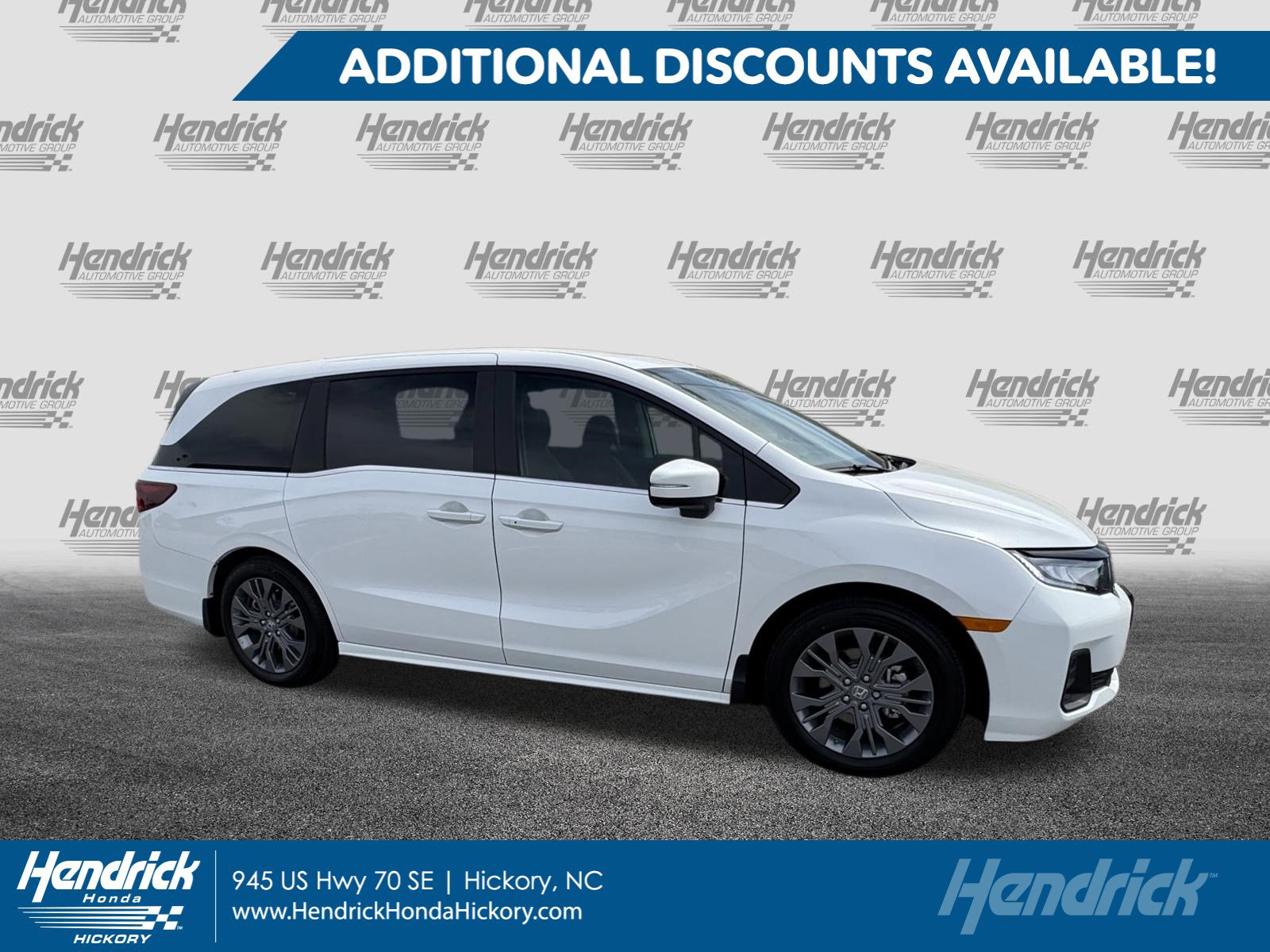 2026 Honda Odyssey Touring's photo