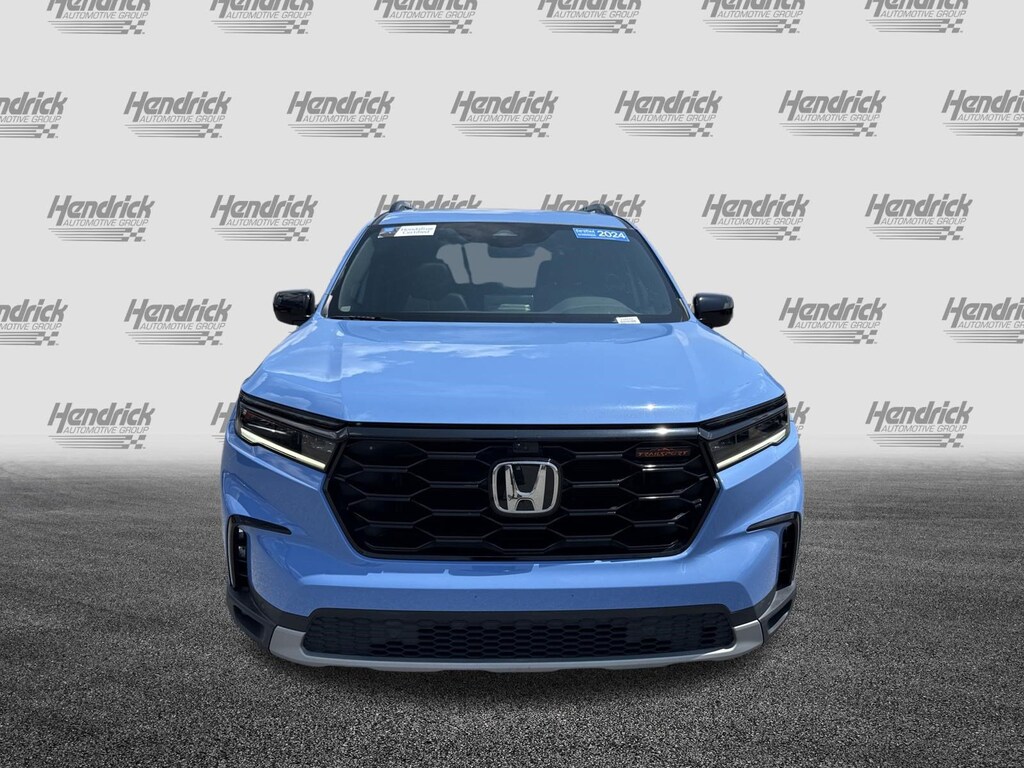 Used 2024 Honda Pilot TrailSport SUV