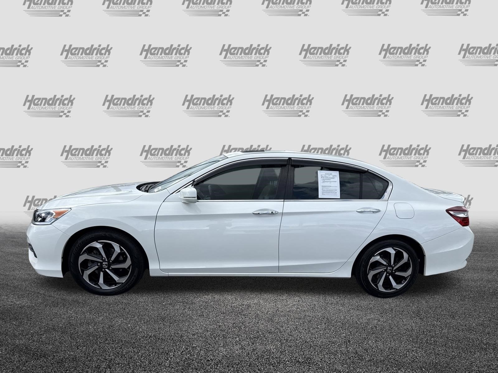 2016 Honda Accord EX-L photo 6