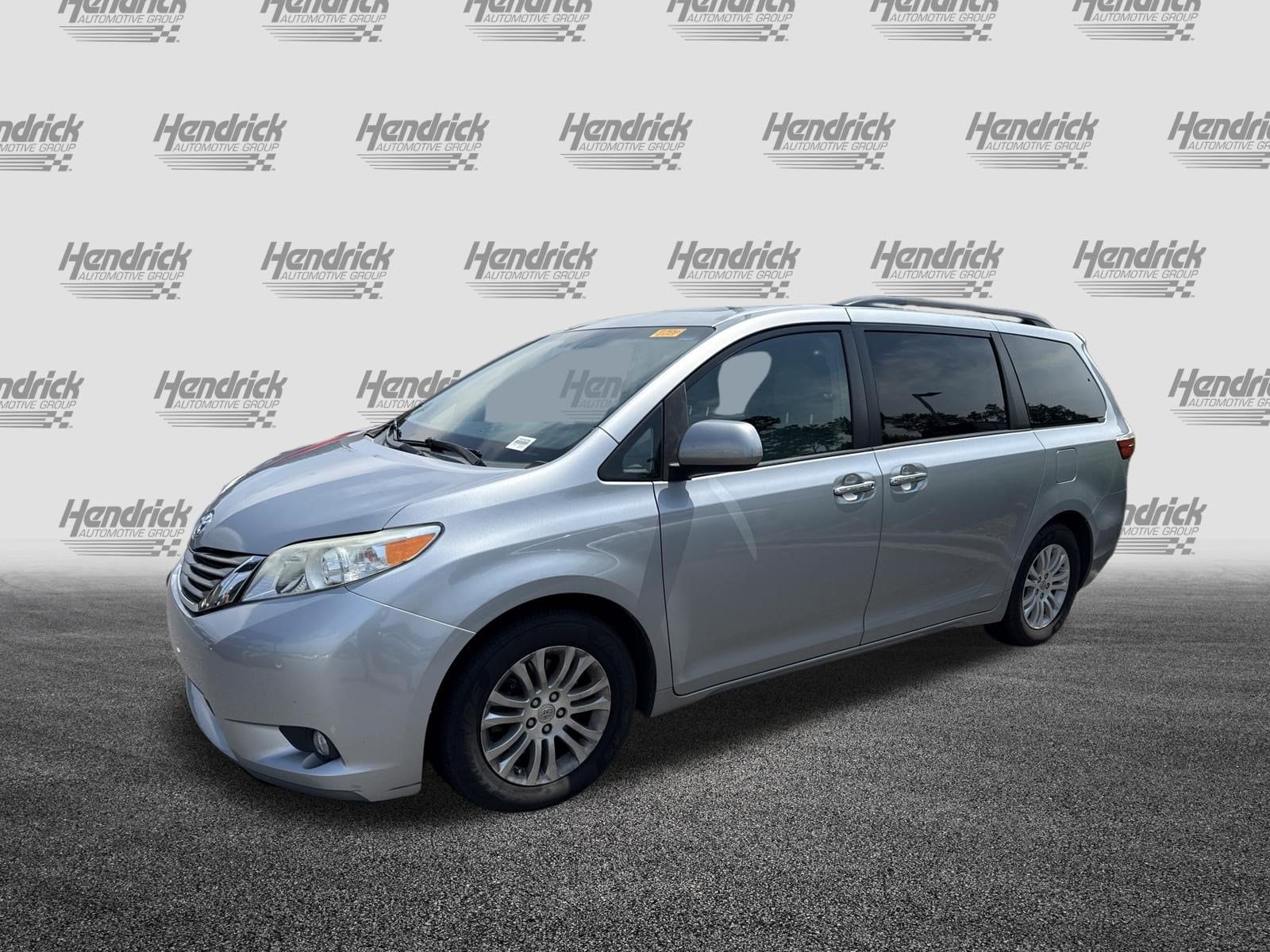 Toyota Sienna XLE