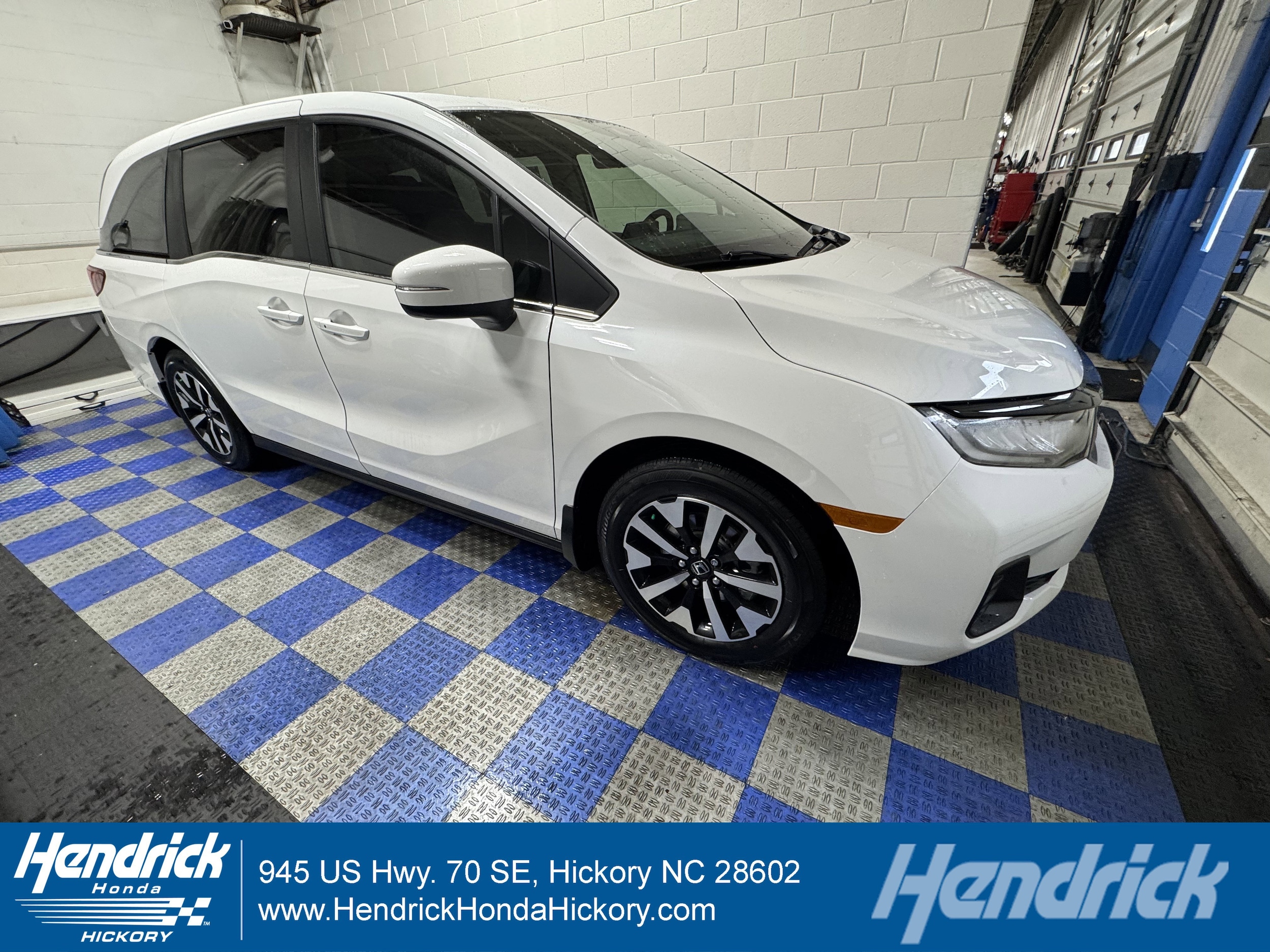 2026 Honda Odyssey EX-L's photo