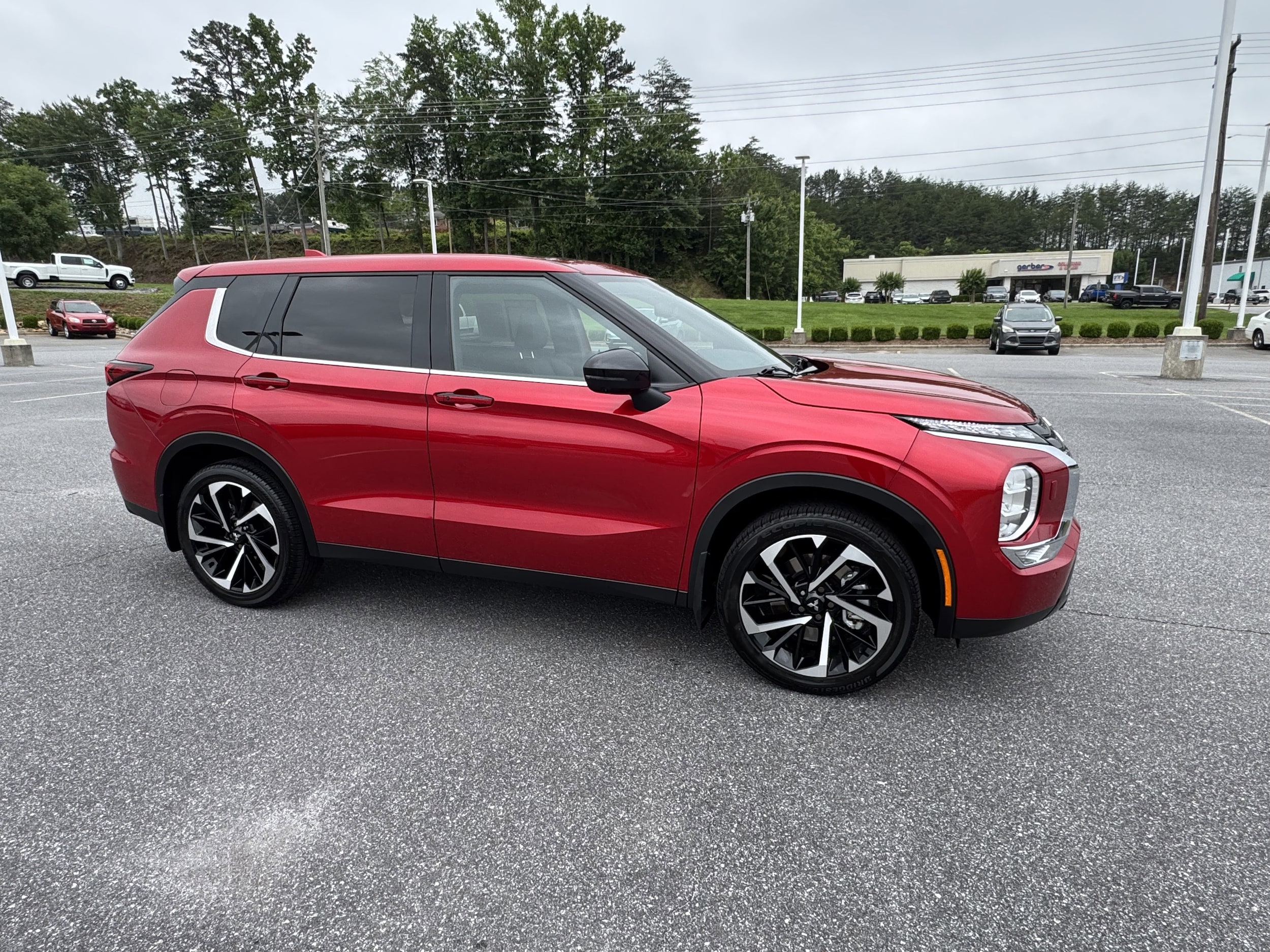 Used 2023 Mitsubishi Outlander SEL Black Edition with VIN JA4J4VA81PZ054871 for sale in Hickory, NC
