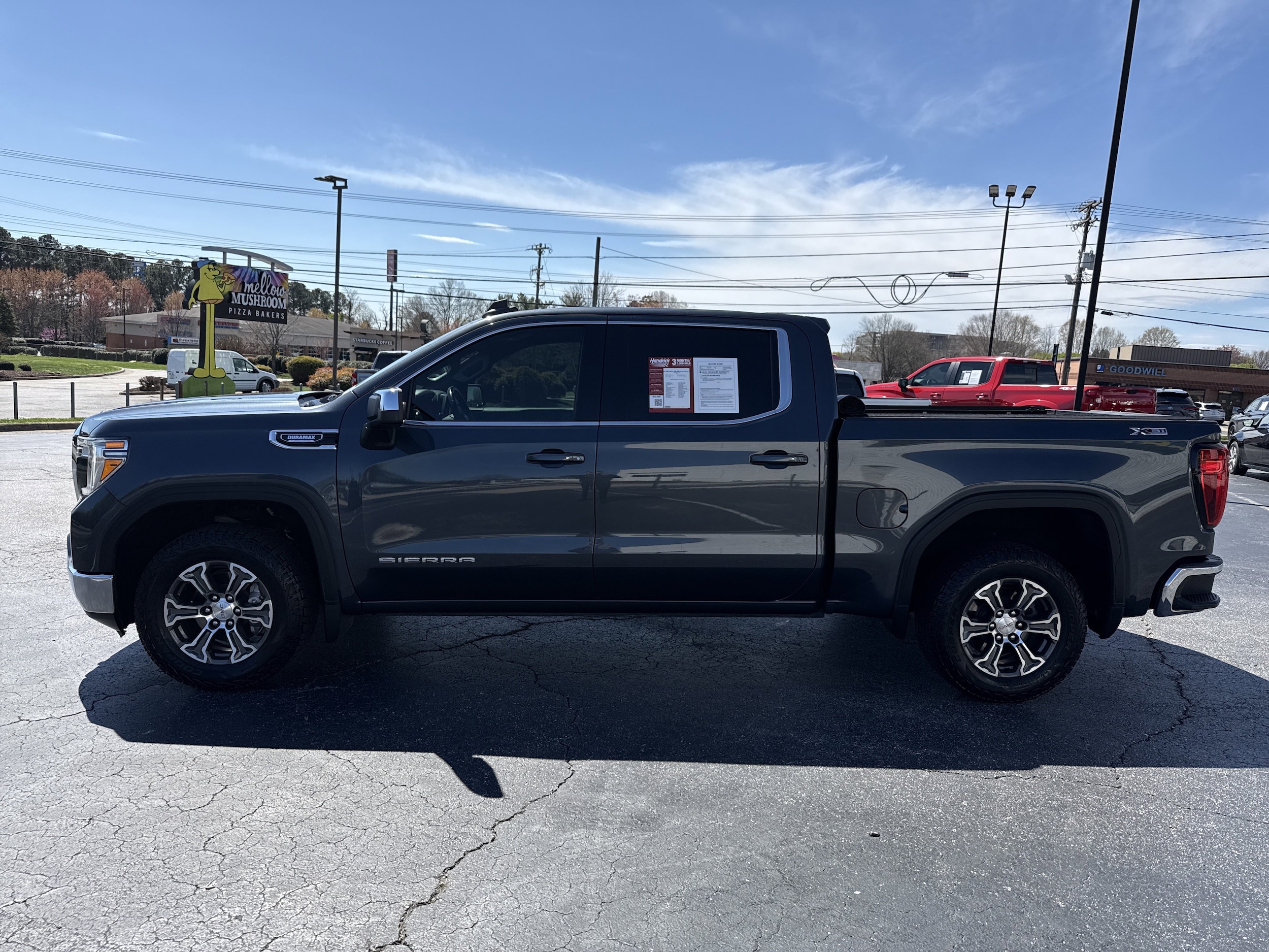 2021 GMC Sierra 1500 SLE photo 6
