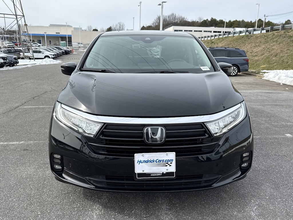 Certified 2022 Honda Odyssey Touring Van