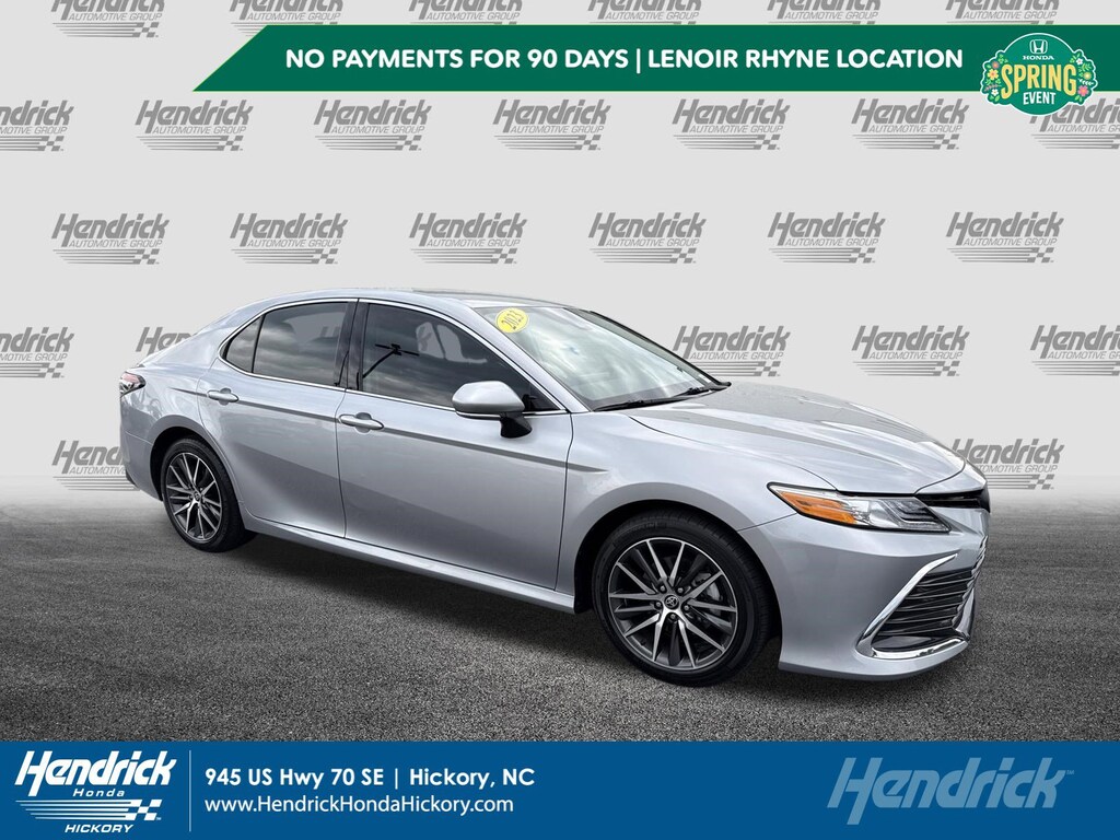 Used 2023 Toyota Camry Hybrid XLE Sedan