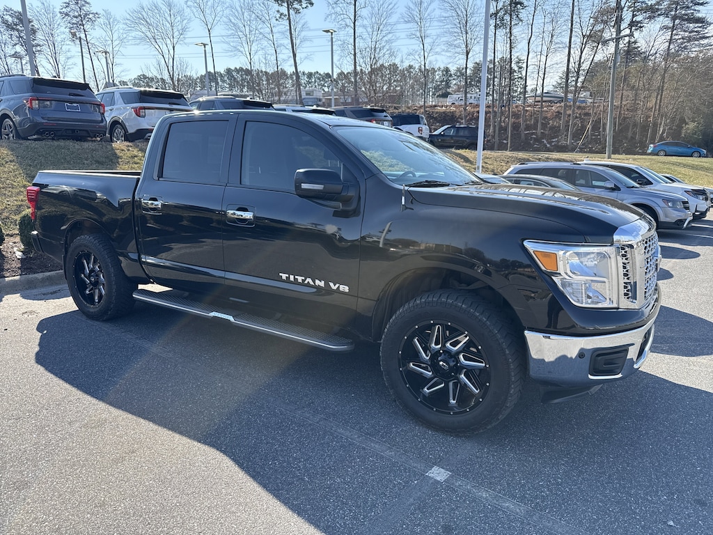 Used 2019 Nissan Titan SV Truck Crew Cab