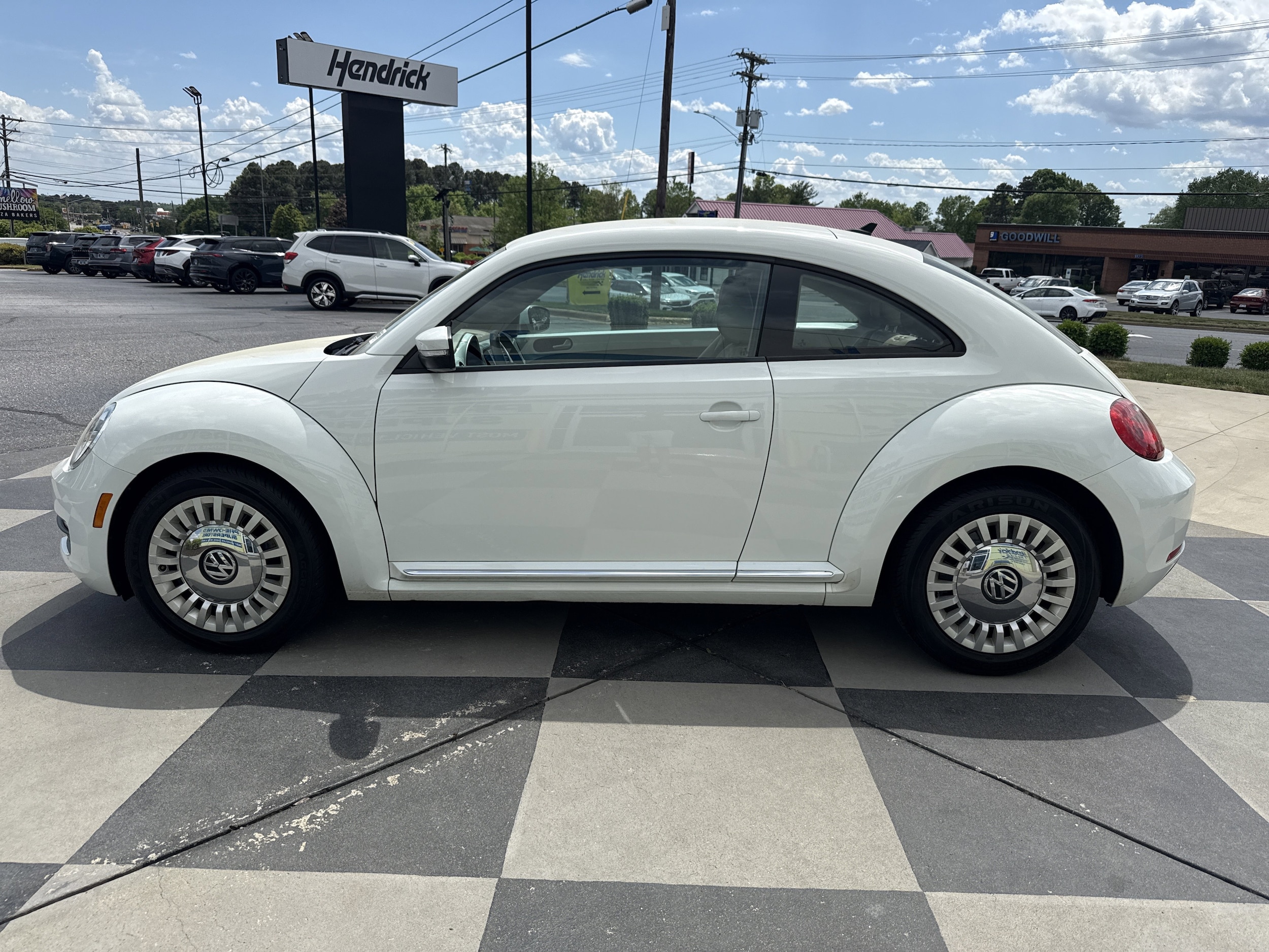 2014 Volkswagen Beetle 1.8T photo 6
