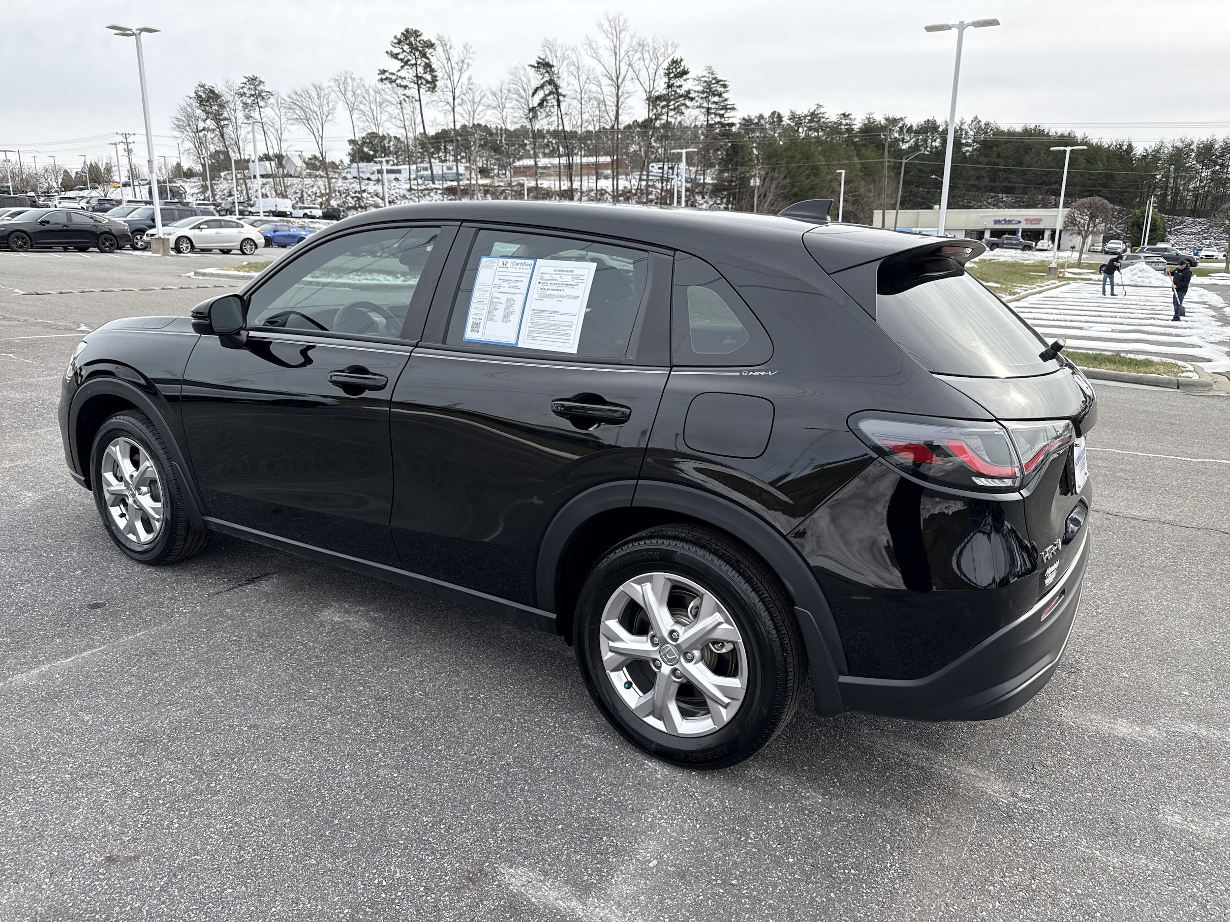 2024 Honda HR-V LX photo 3