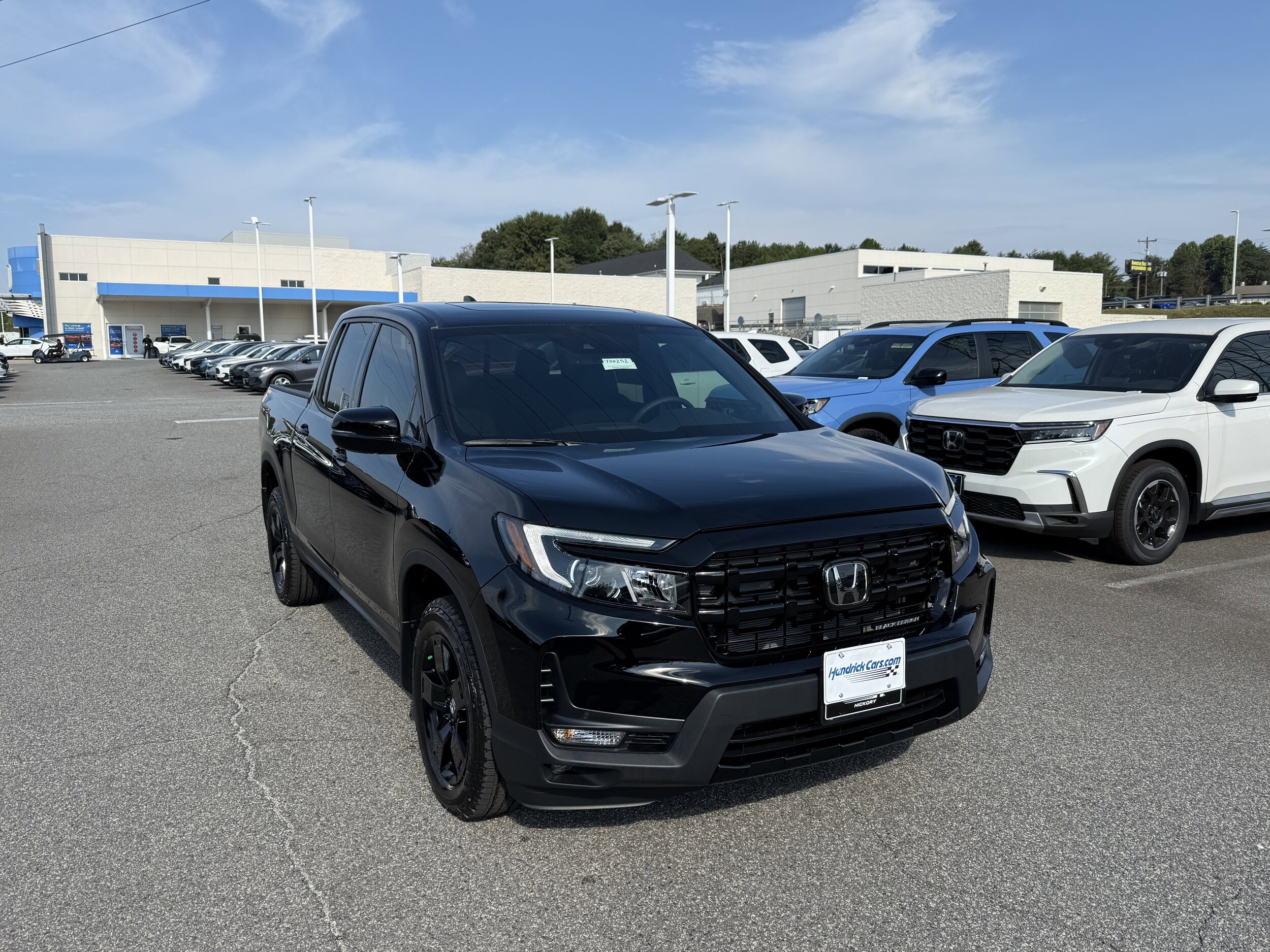 2026 Honda Ridgeline Black Edition photo 3
