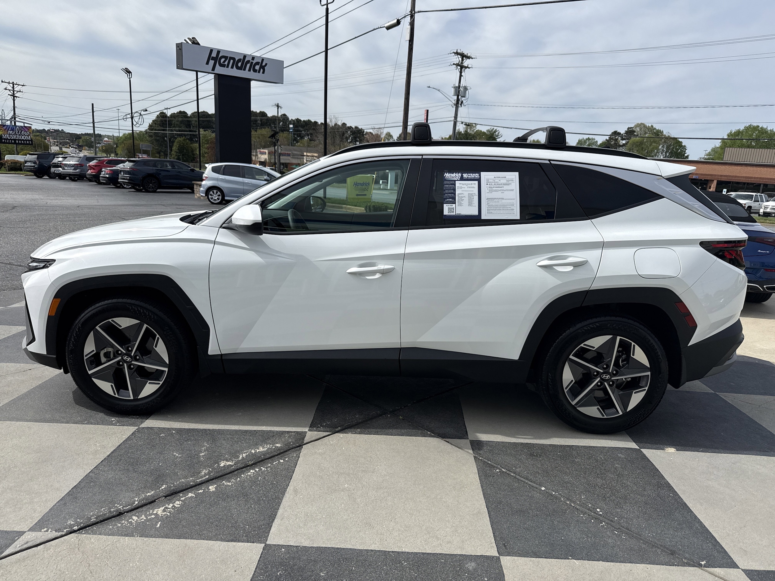 2025 Hyundai Tucson SEL photo 6