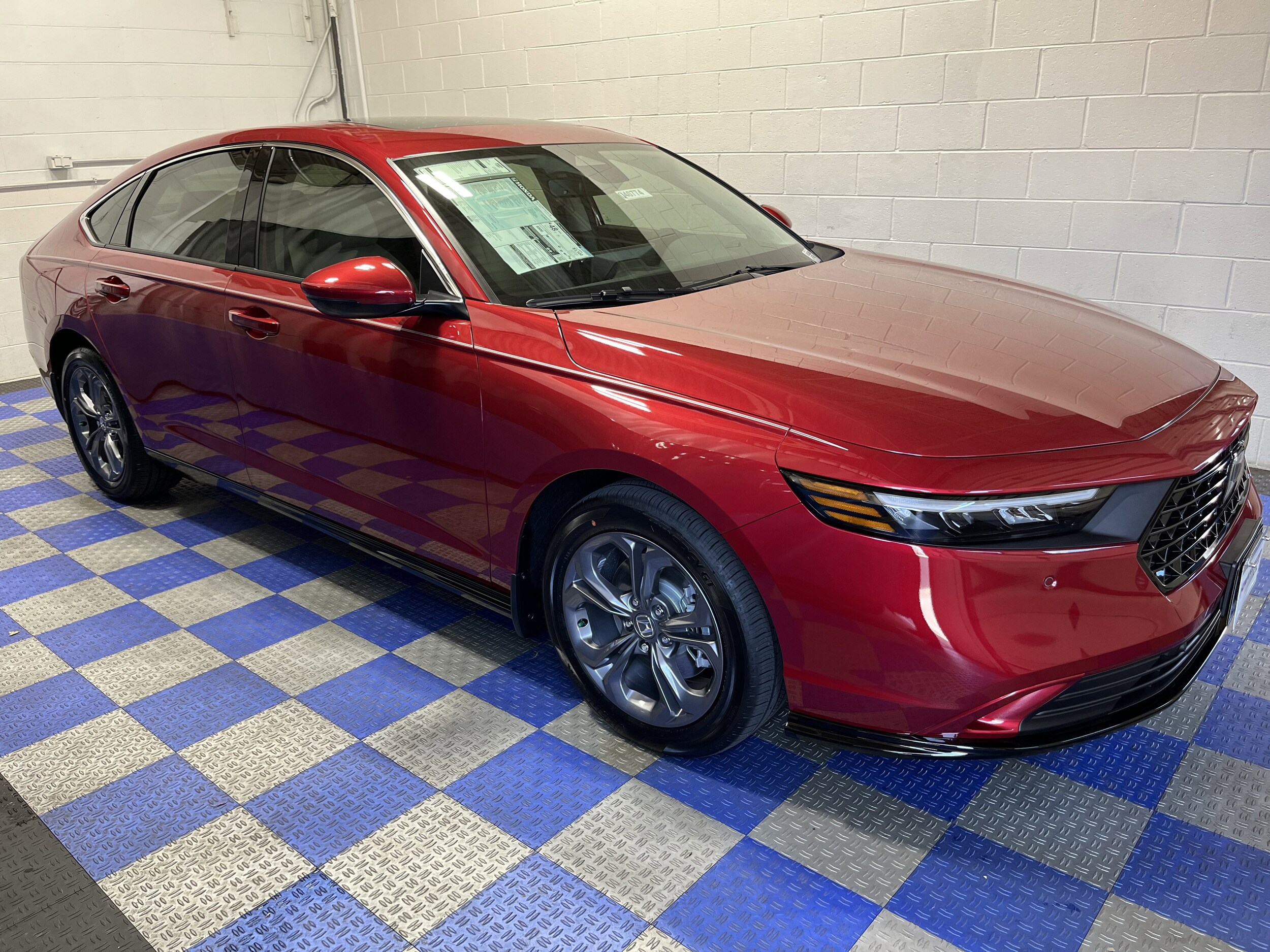 2025 Honda Accord Hybrid EX-L photo 2