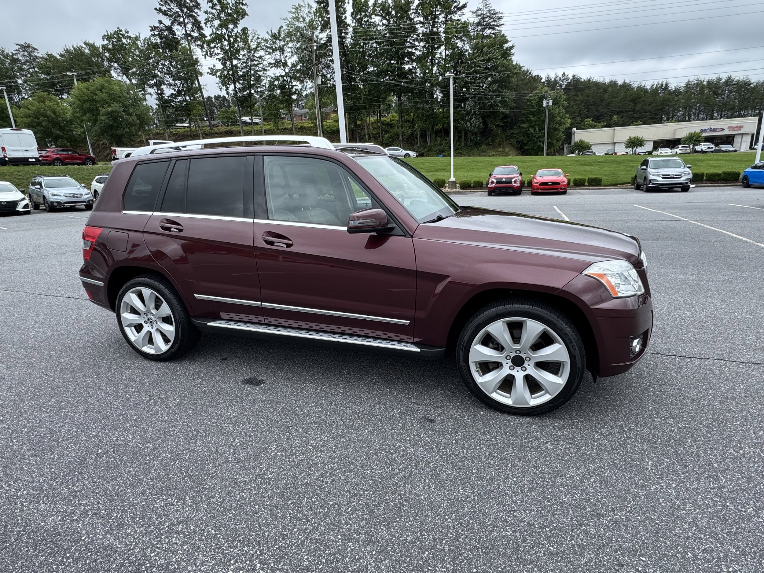 Used 2010 Mercedes-Benz GLK-Class GLK350 with VIN WDCGG5GBXAF385610 for sale in Hickory, NC