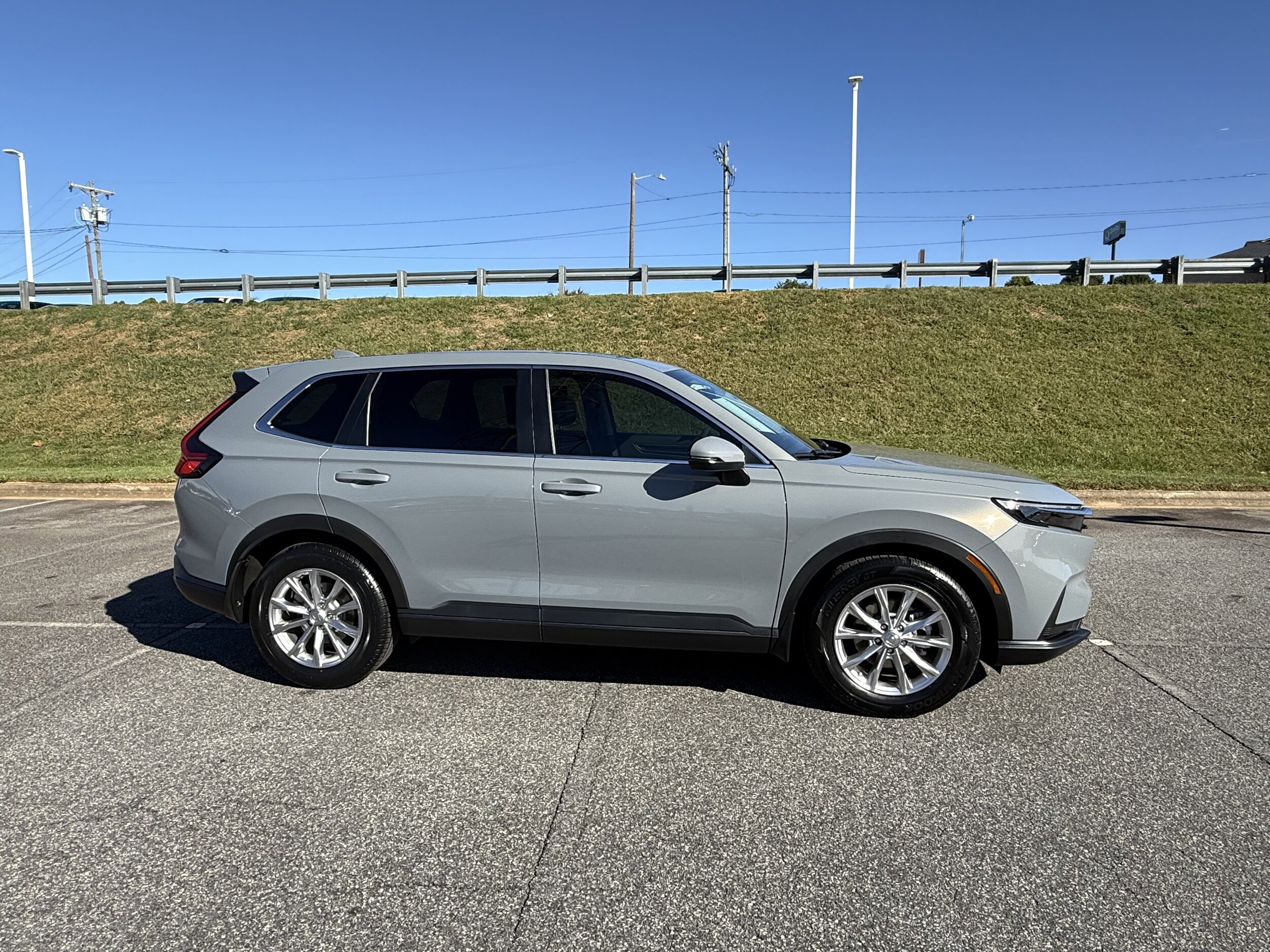 2024 Honda CR-V EX photo 2