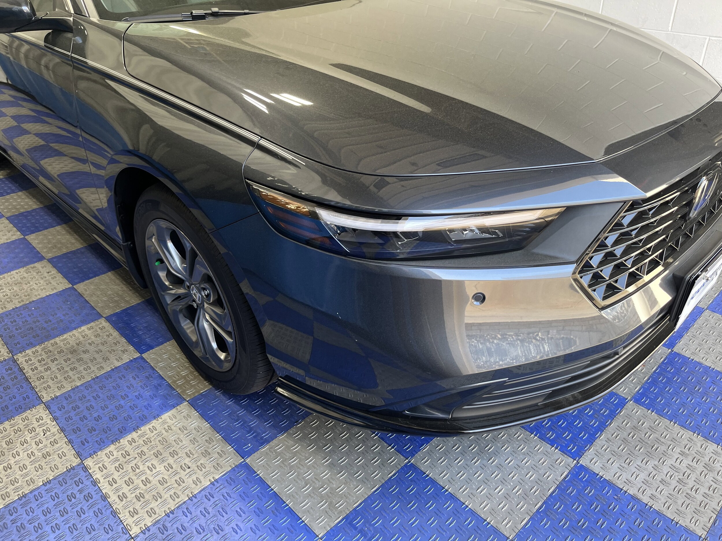 2025 Honda Accord Hybrid EX-L photo 3