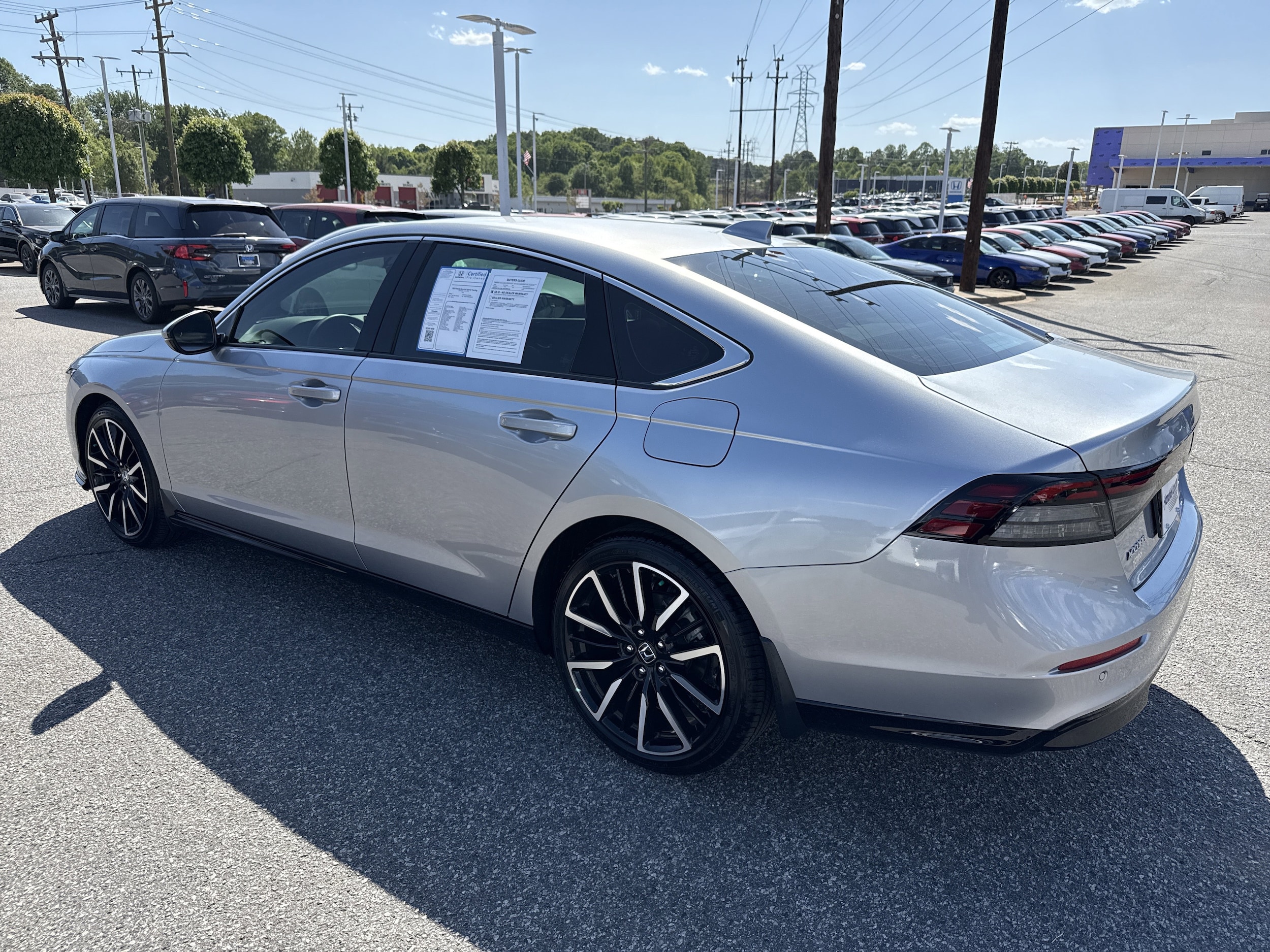 2025 Honda Accord Hybrid Touring photo 3