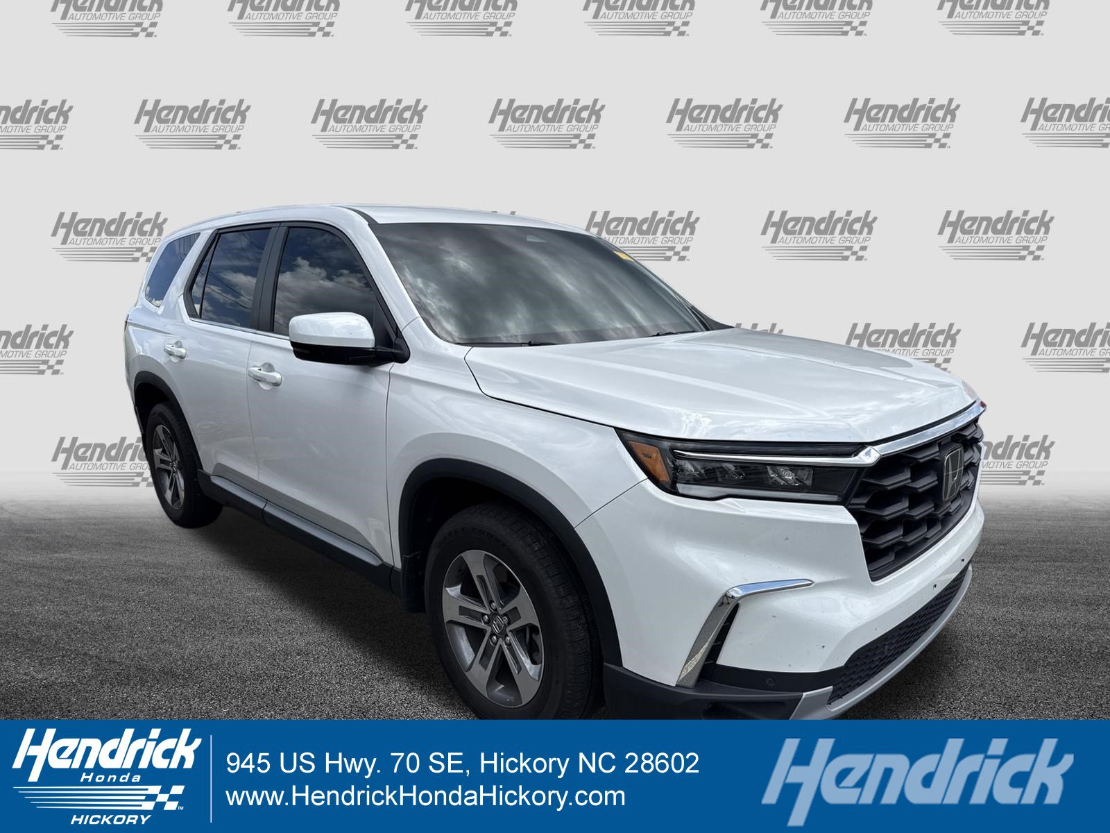 2024 Honda Pilot EX-L 8-Occupant AWD's photo