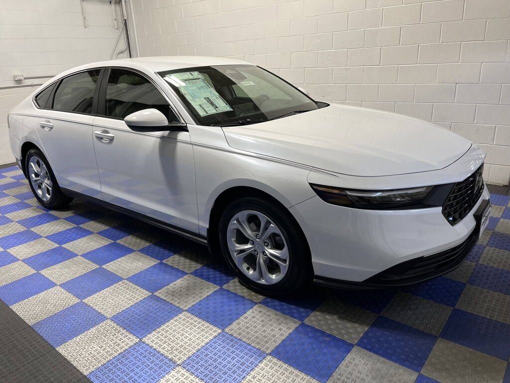 New 2025 Honda Accord LX Sedan