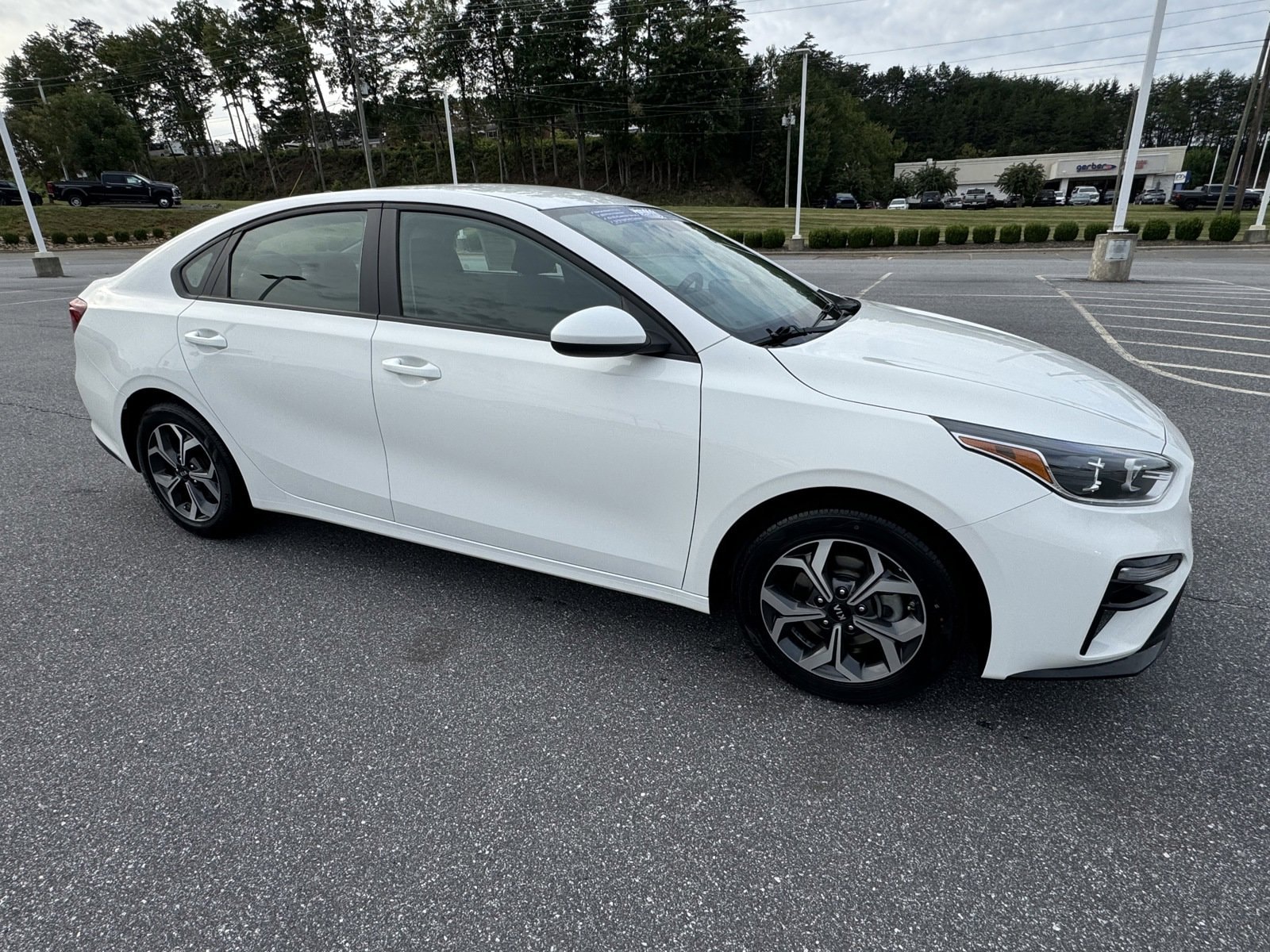 Used 2021 Kia Forte LXS with VIN 3KPF24AD7ME291137 for sale in Hickory, NC