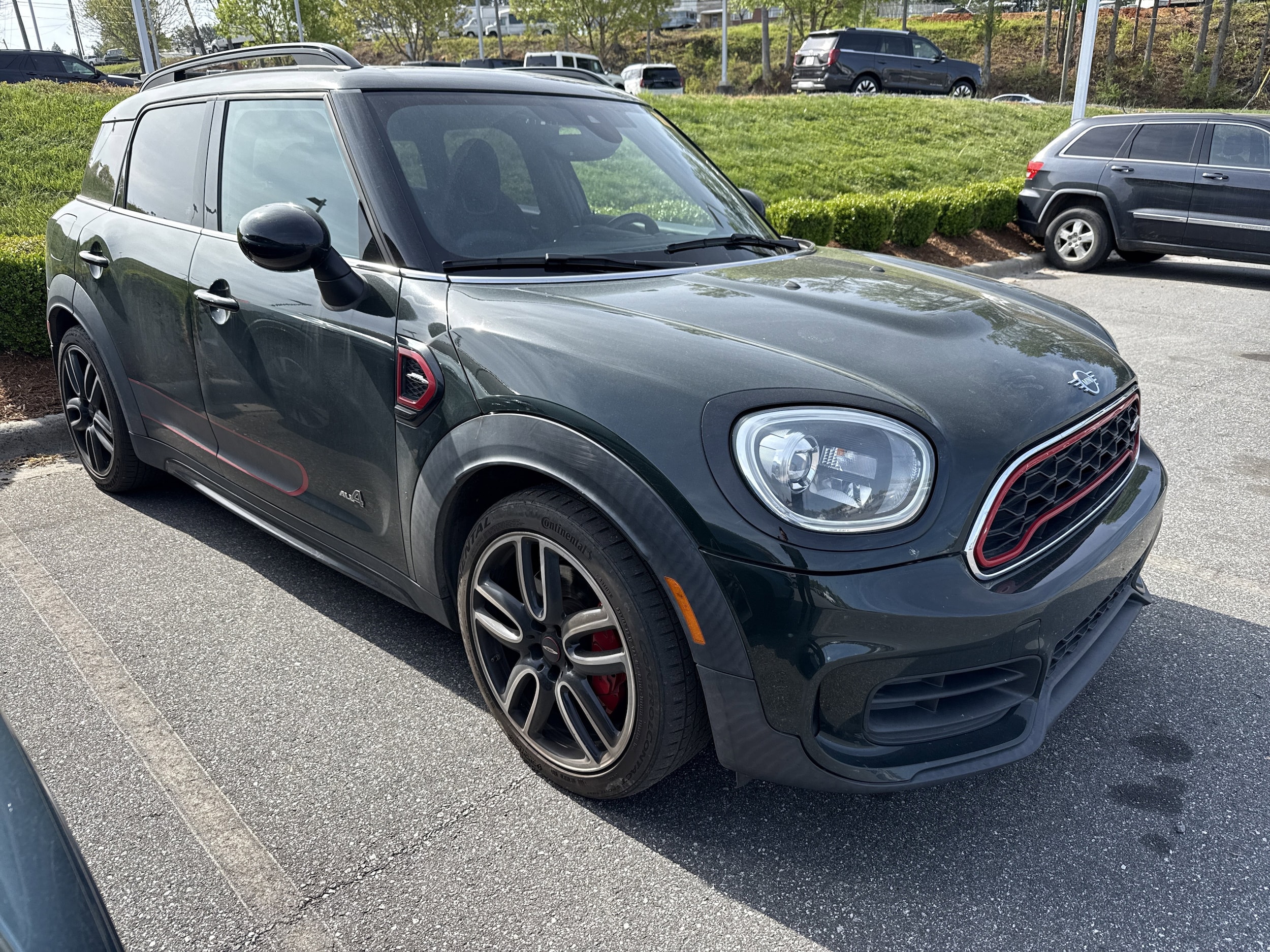 2019 MINI Countryman John Cooper Works Iconic photo 2