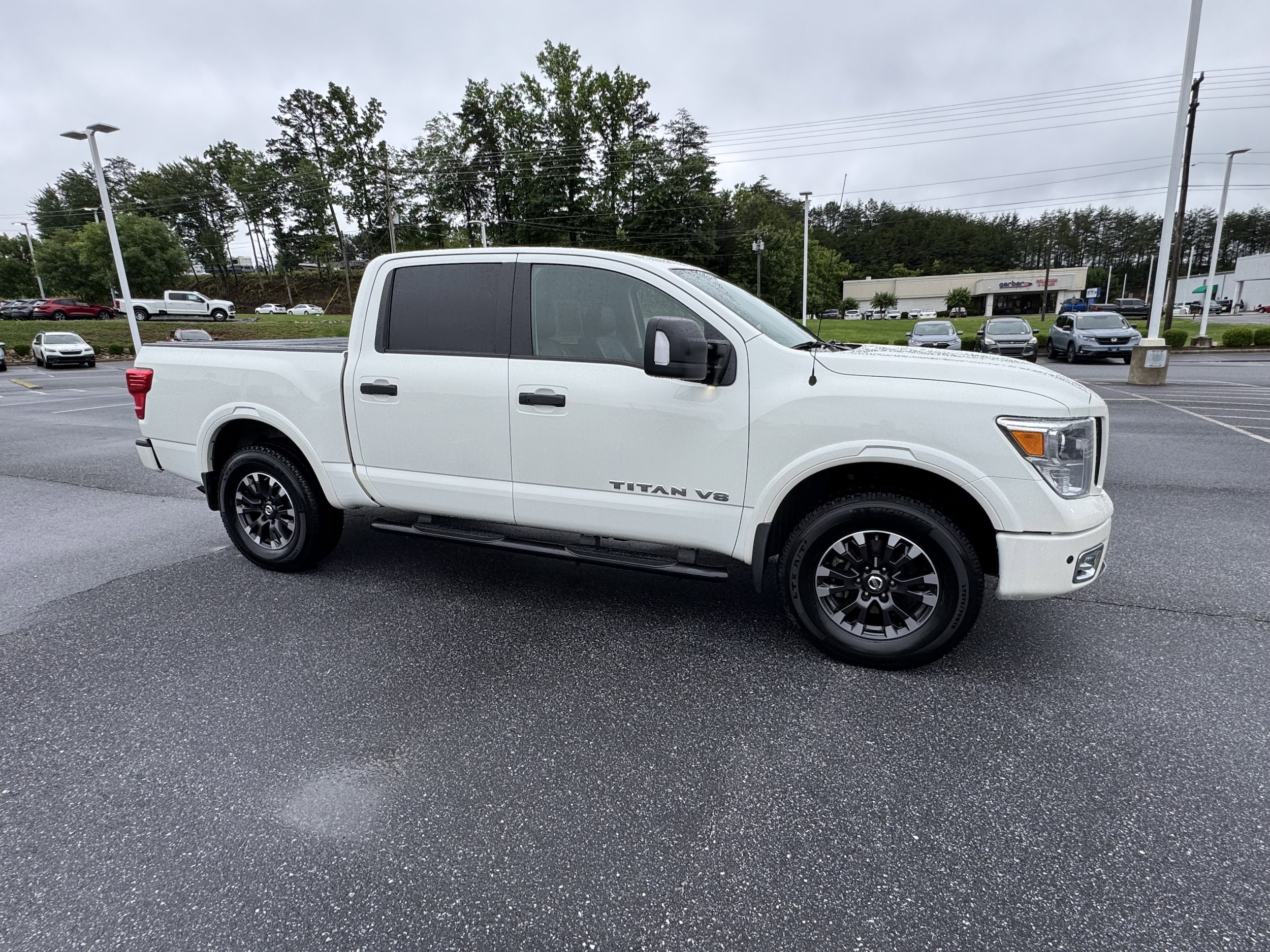 Used 2019 Nissan Titan PRO-4X with VIN 1N6AA1E50KN503235 for sale in Hickory, NC
