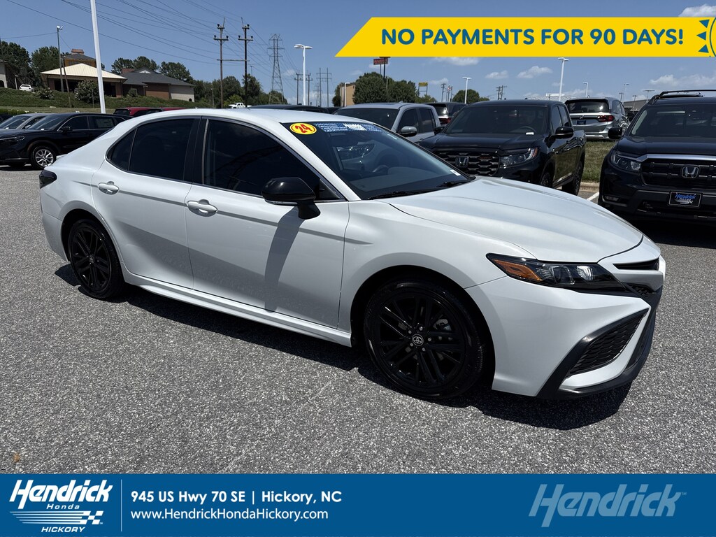 Used 2024 Toyota Camry SE Sedan