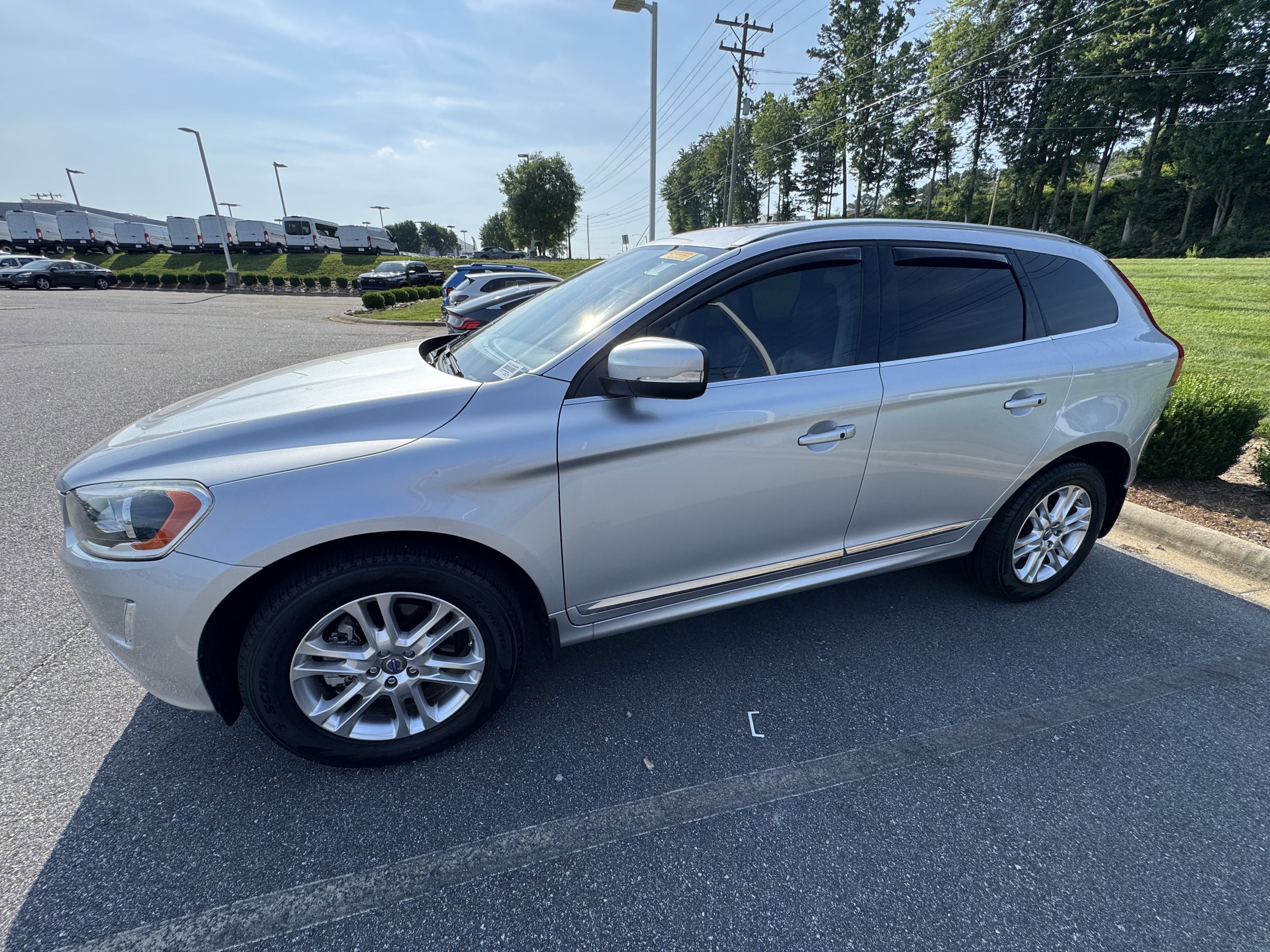 Used 2014 Volvo XC60 3.2 with VIN YV4952DZ9E2524687 for sale in Hickory, NC