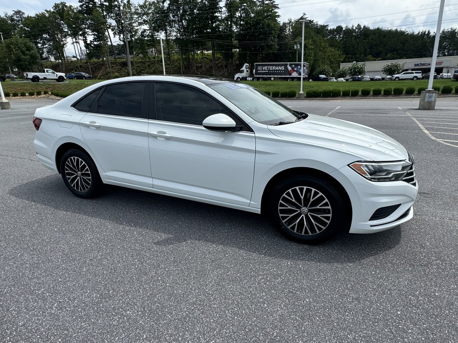 Used 2019 Volkswagen Jetta SE with VIN 3VWC57BU0KM229203 for sale in Hickory, NC