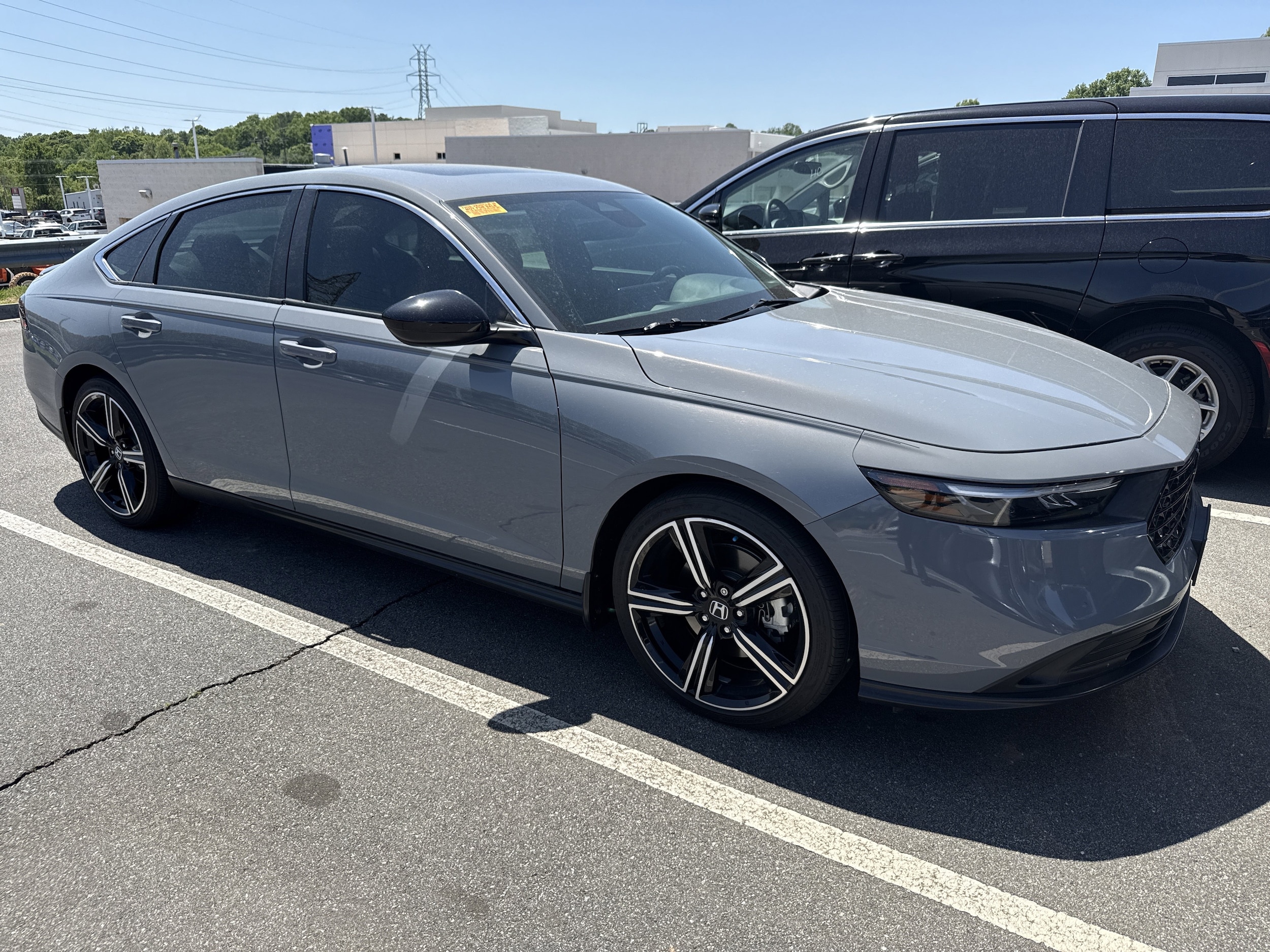 2023 Honda Accord Hybrid Sport w/BSI photo 2