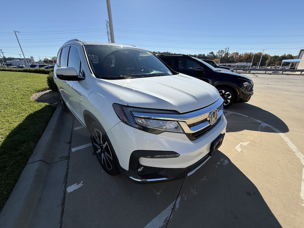 Used 2019 Honda Pilot Touring 7-Passenger FWD SUV