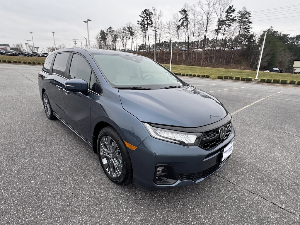New 2026 Honda Odyssey Touring Van Passenger
