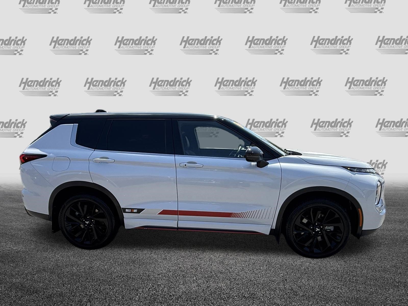 2023 Mitsubishi Outlander Ralliart