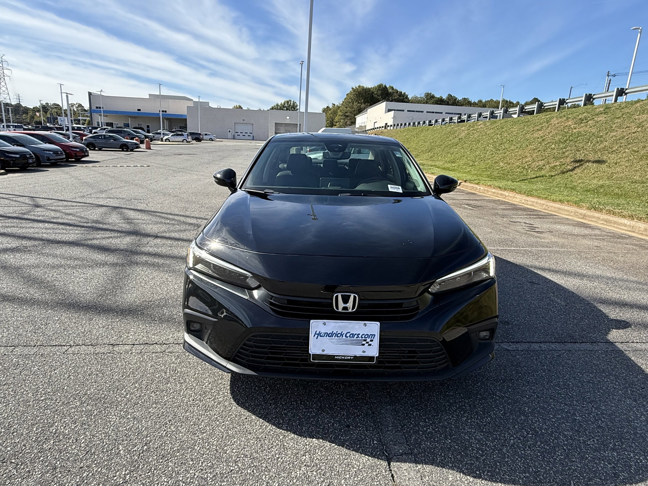 2024 Honda Civic Touring photo 3