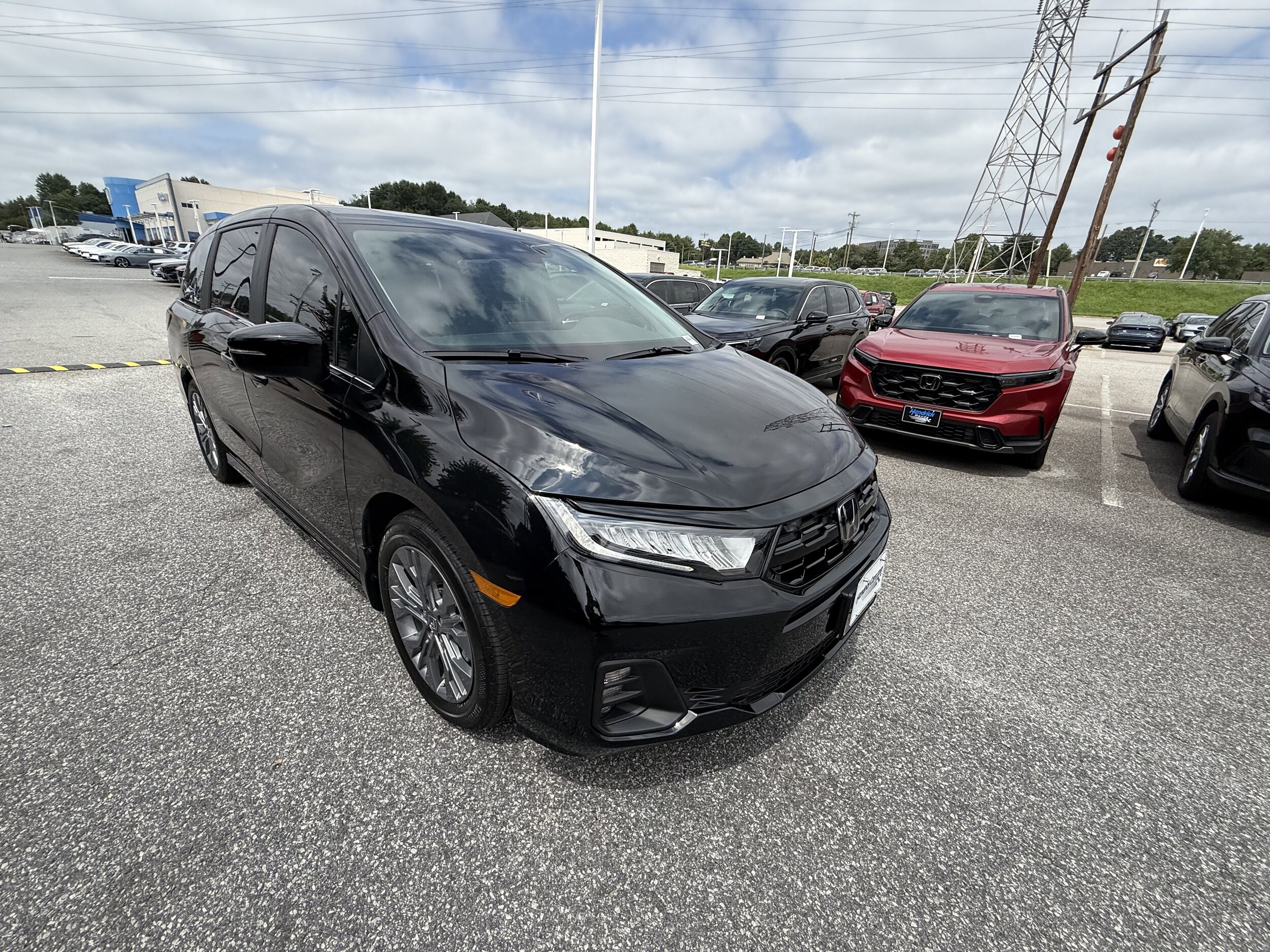 2026 Honda Odyssey Touring photo 3