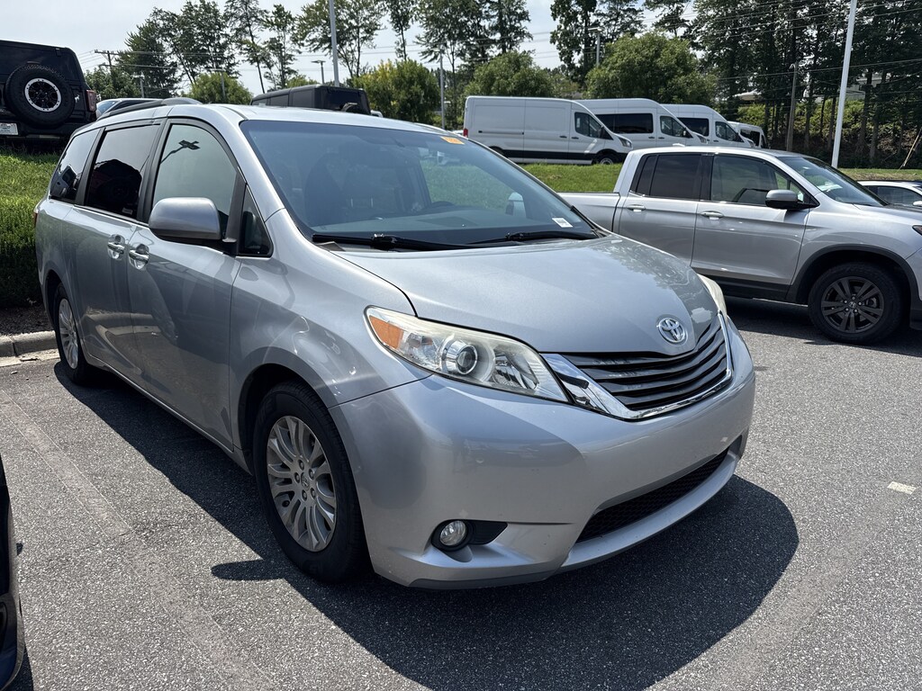 Used 2015 Toyota Sienna XLE Van