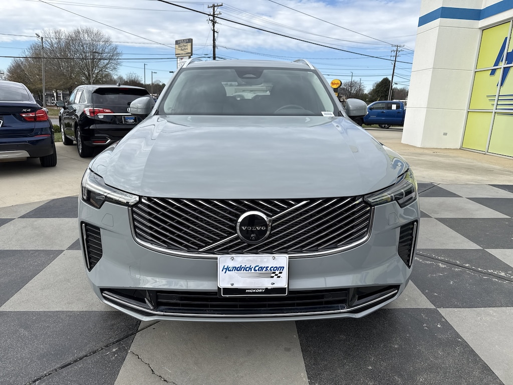 Used 2025 Volvo XC90 B6 (2025.5) Plus 7-Seater SUV