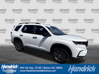 2025 Honda Pilot TrailSport SUV