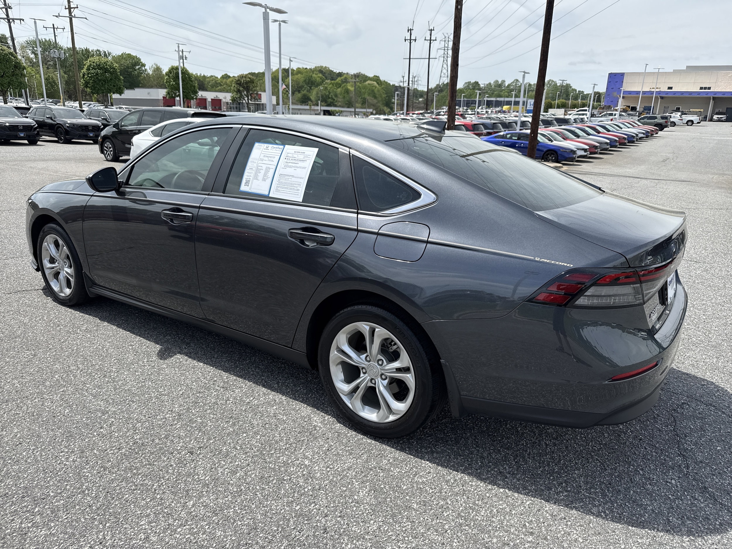 2023 Honda Accord LX photo 3