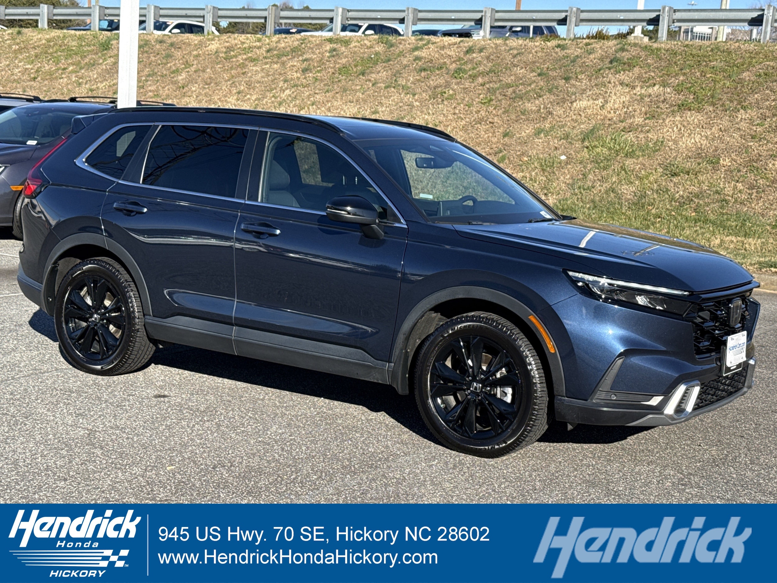 2023 Honda CR-V Sport Touring's photo