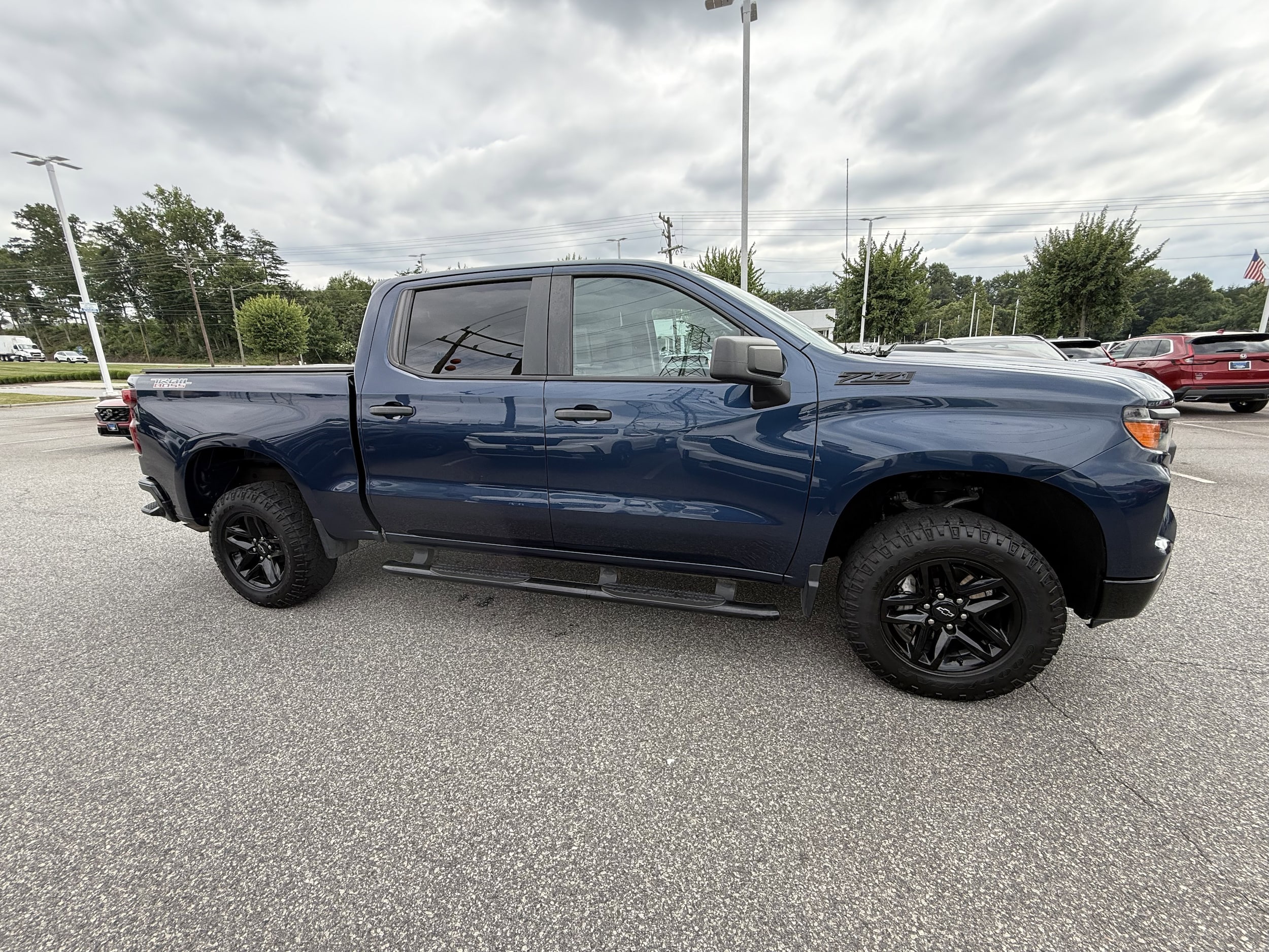 2023 Chevrolet Silverado 1500 Custom Trail Boss