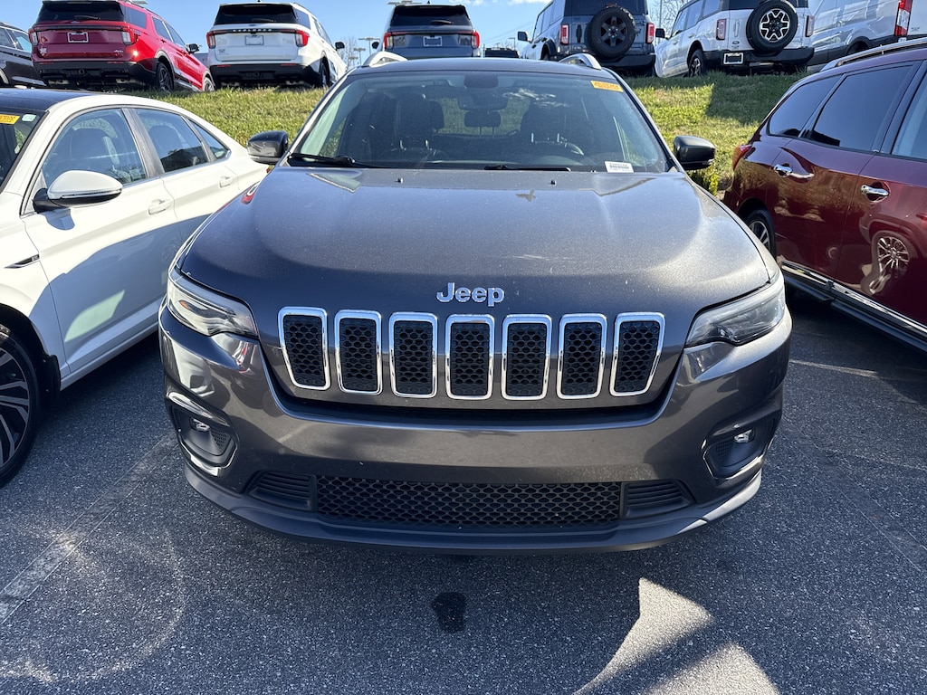 Used 2019 Jeep Cherokee Latitude Plus 4x4 SUV