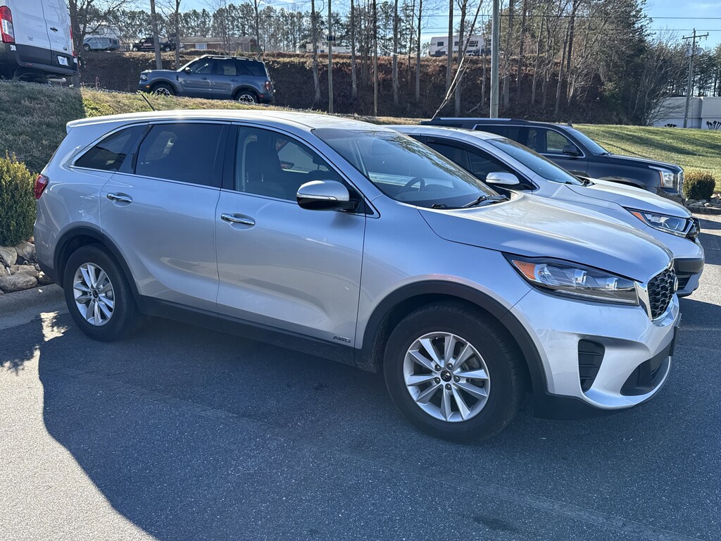 Used 2019 Kia Sorento 3.3L LX SUV