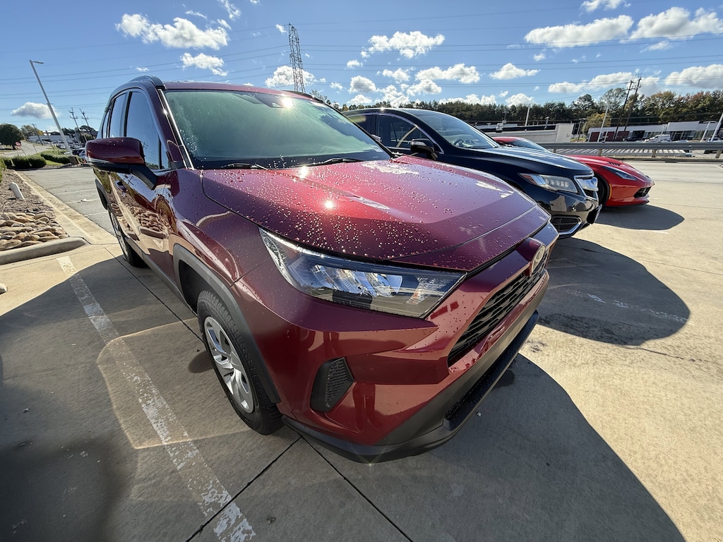 Used 2019 Toyota RAV4 LE SUV