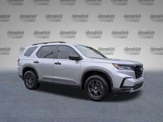 2025 Honda Pilot TrailSport SUV