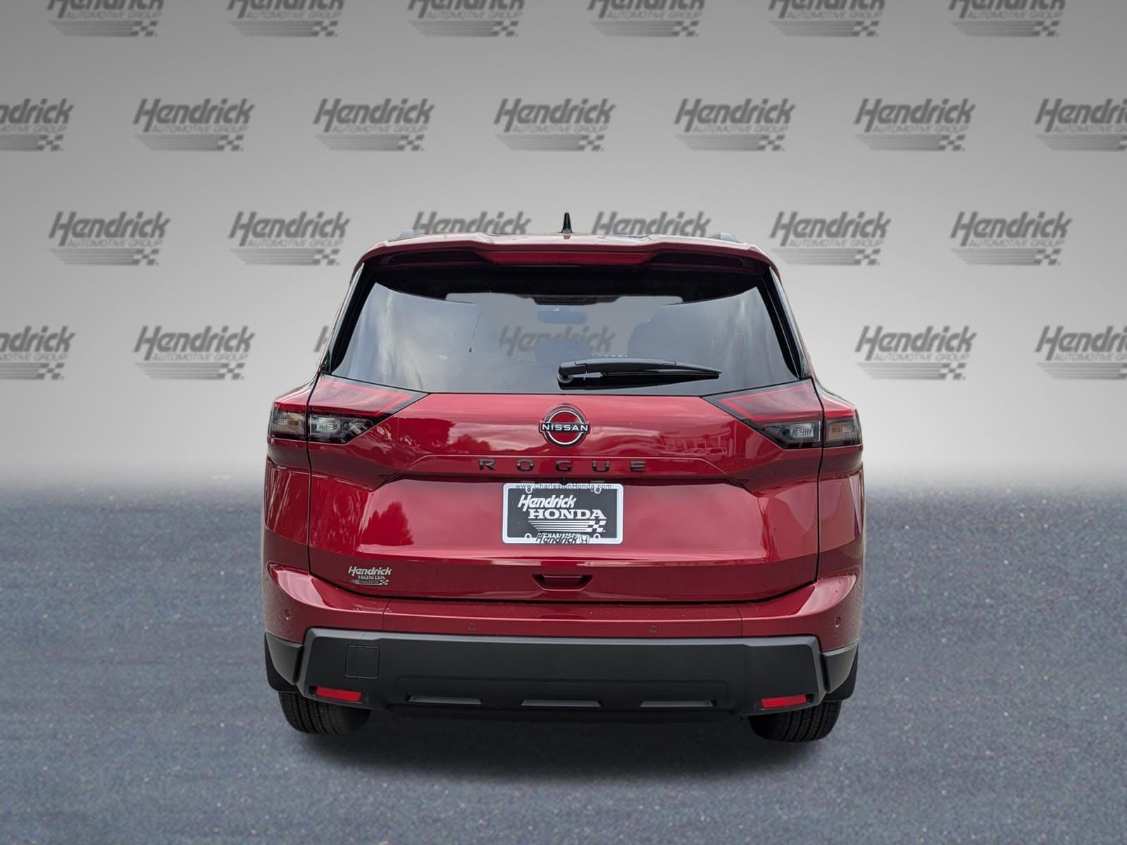 2026 Nissan Rogue Dark Armor photo 5