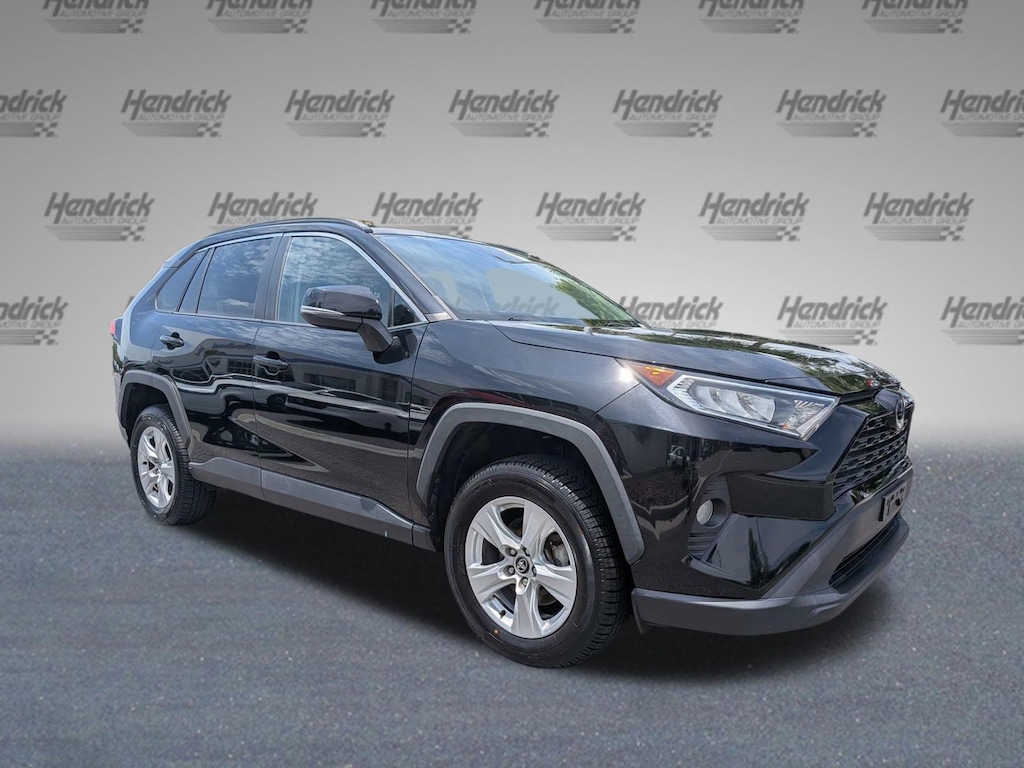 Used 2020 Toyota RAV4 XLE SUV