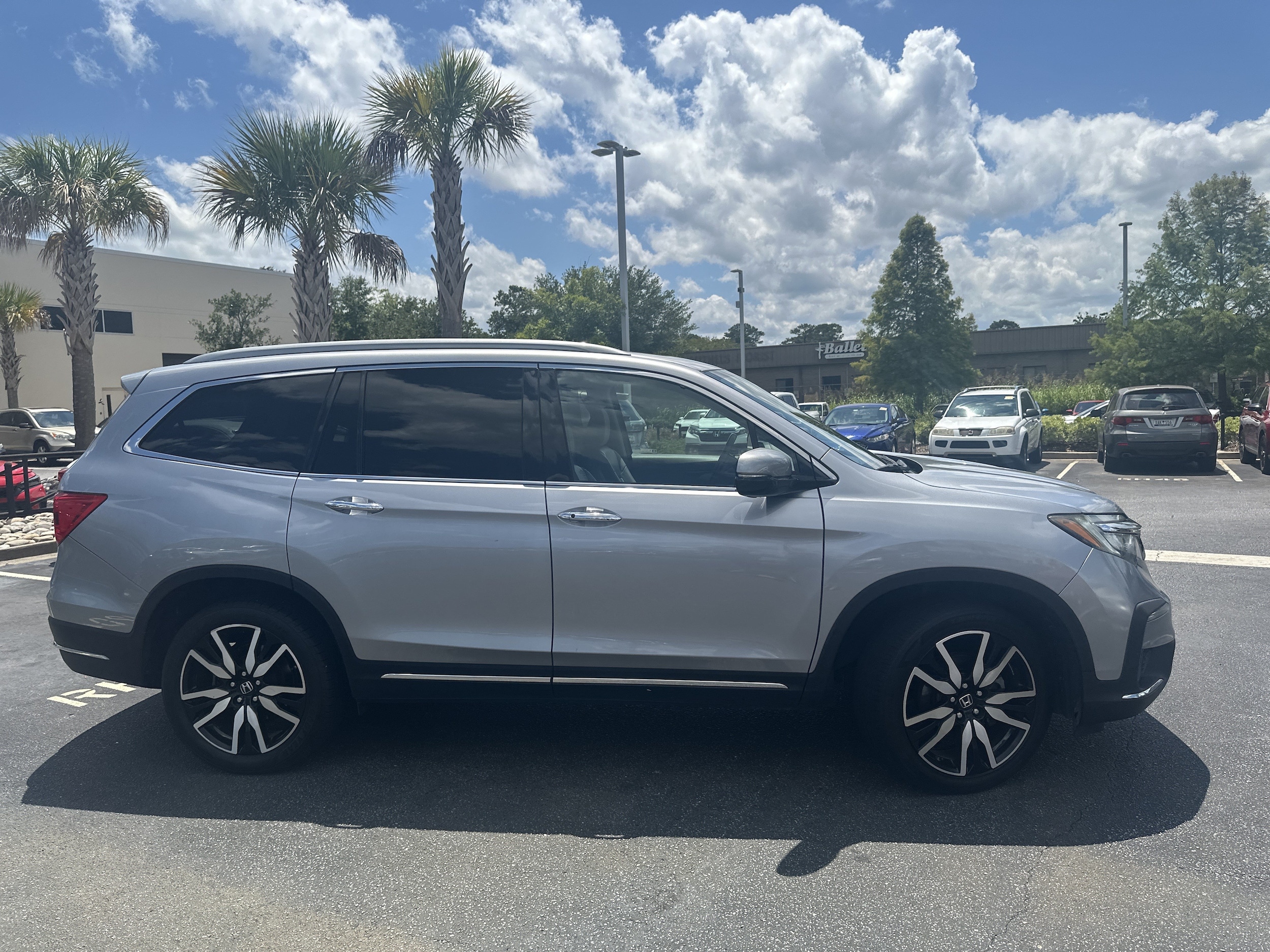 Honda Pilot Touring 8-Passenger