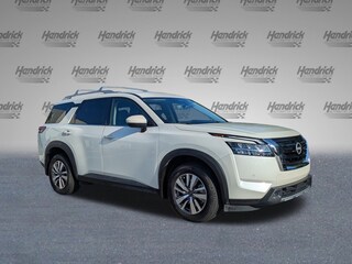 2023 Nissan Pathfinder SL SUV