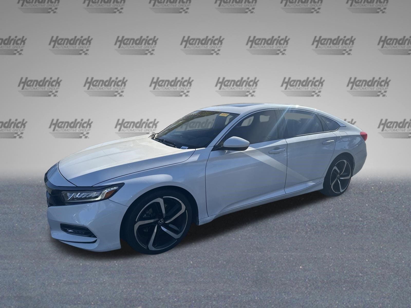 2018 Honda Accord Sport 2.0T photo 5
