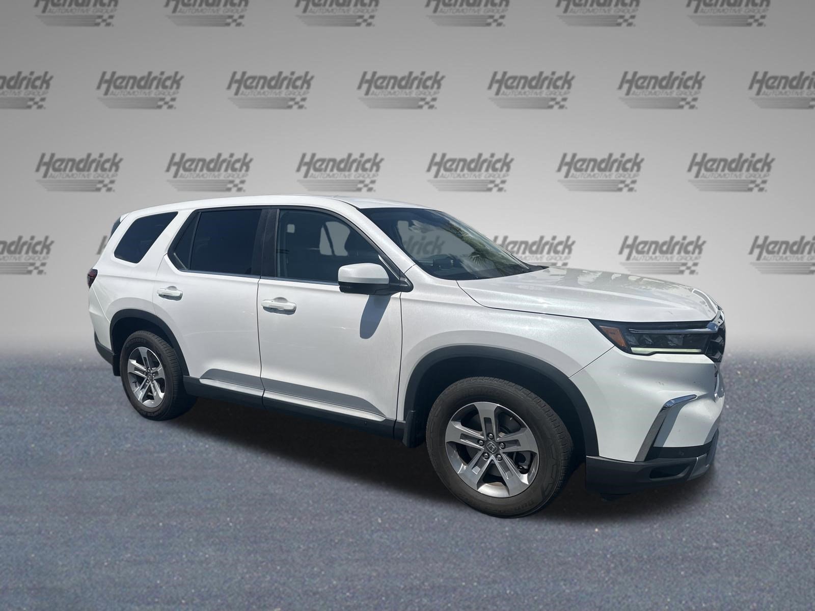 2025 Honda Pilot EX-L photo 2